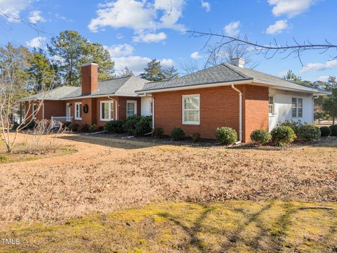 216 W Thorndale Street Oxford NC 27565
