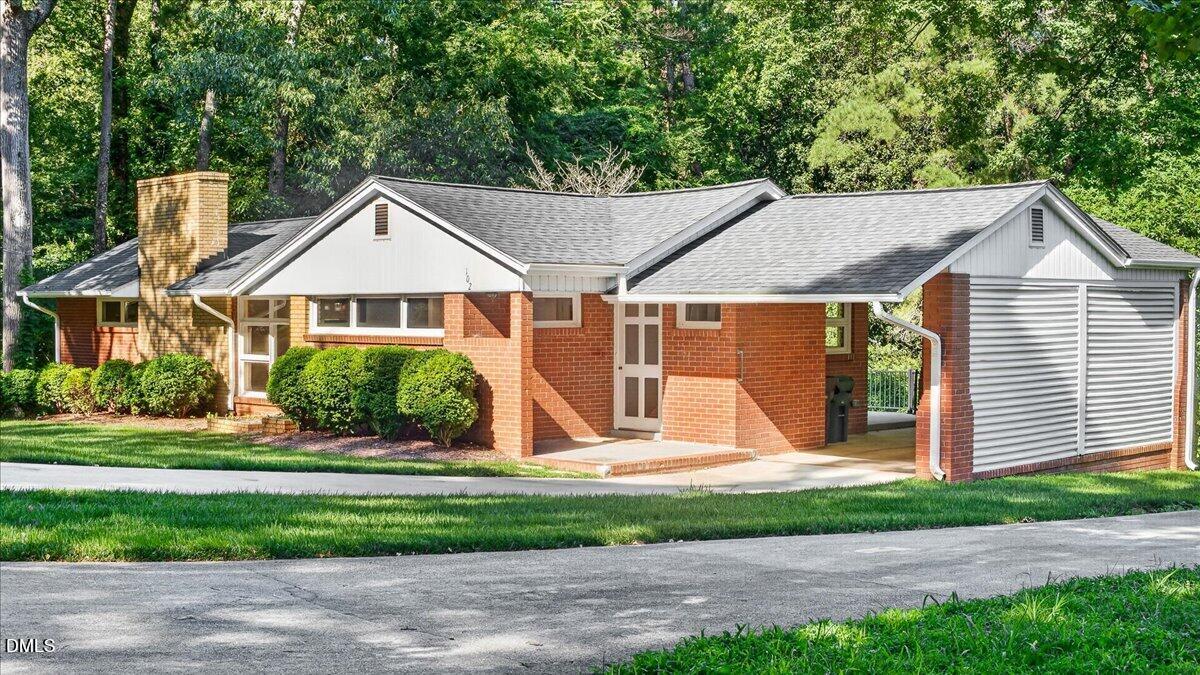 102 Forest Road