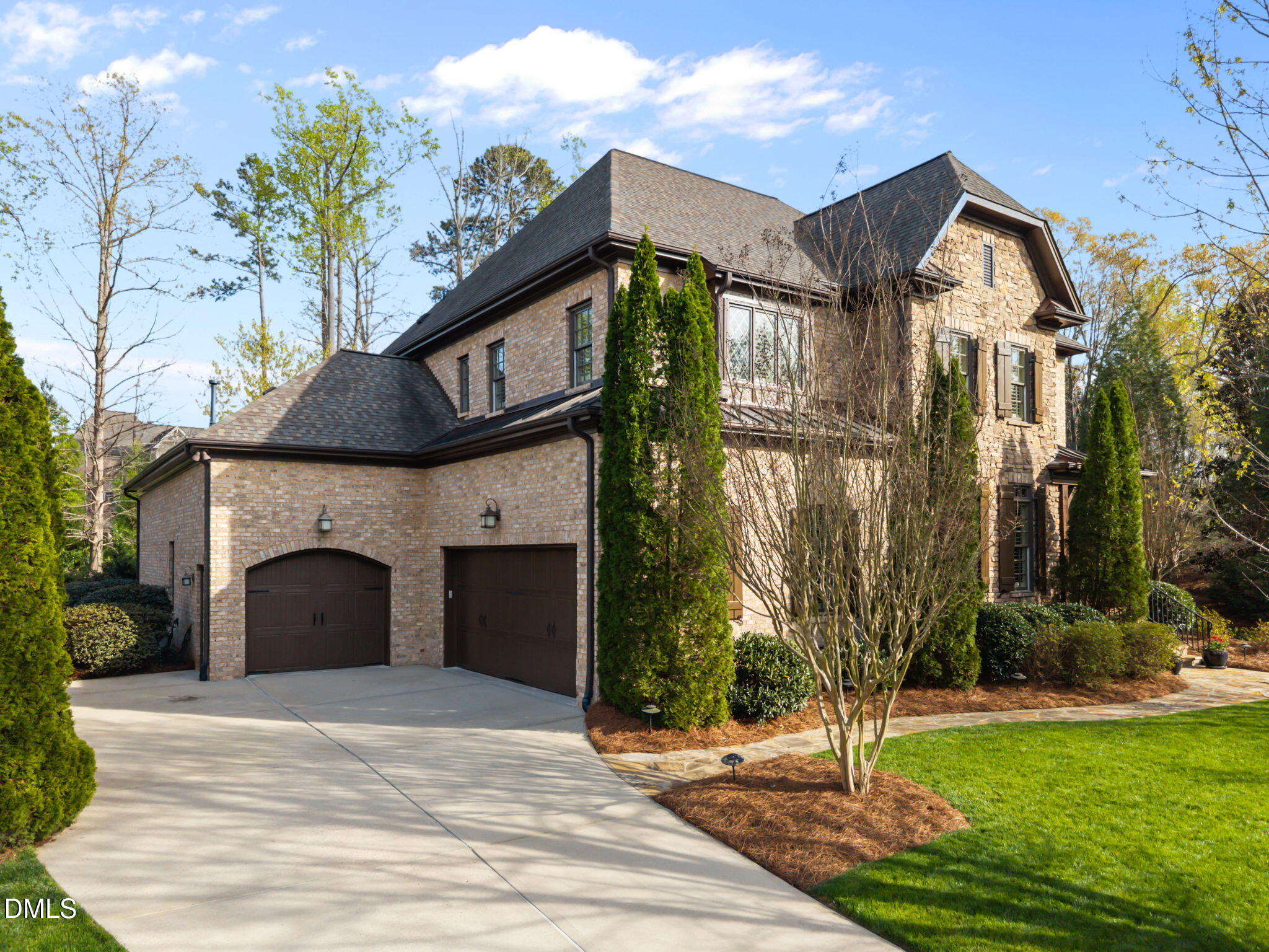 102 Michelangelo Way