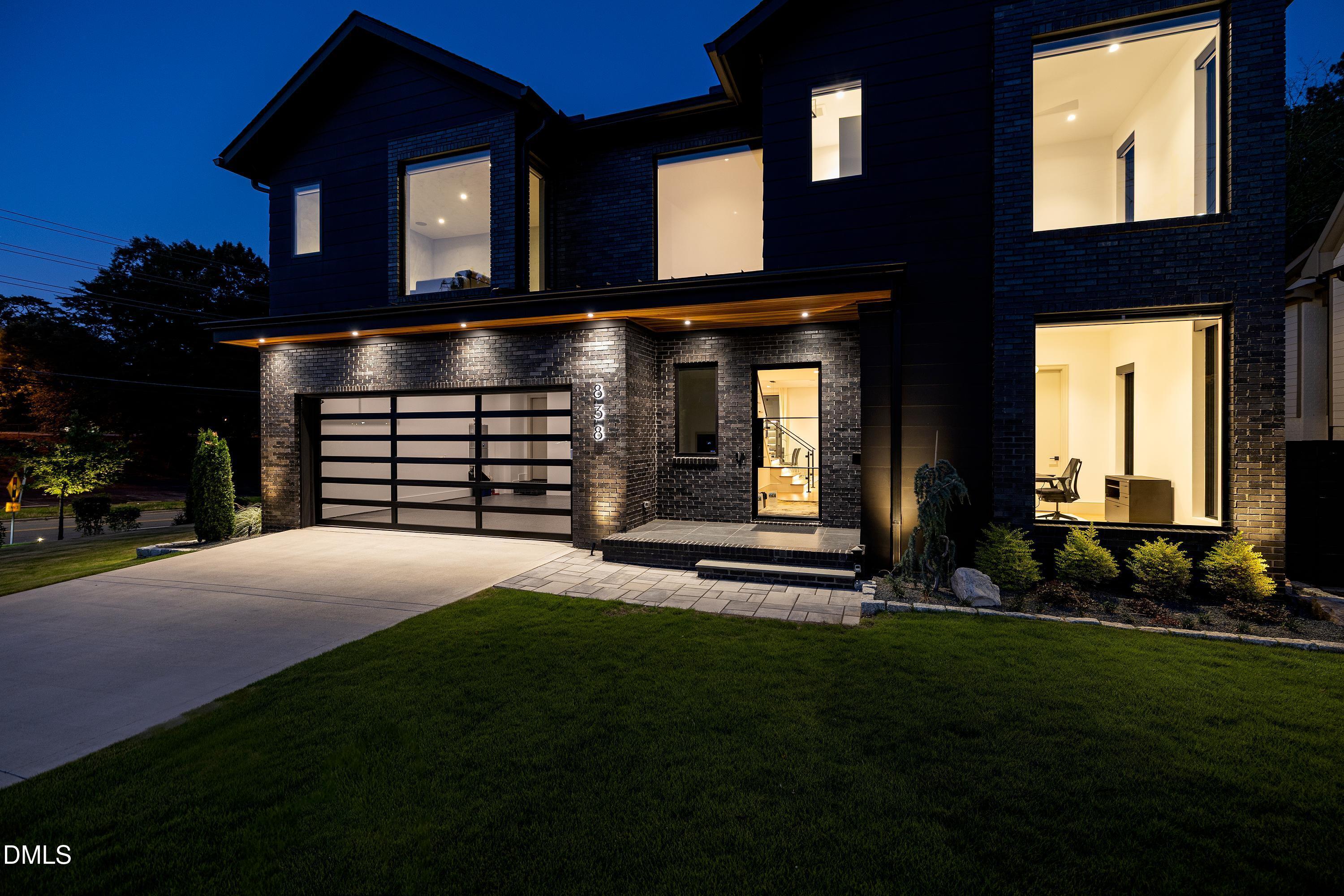 838 Woodburn Road