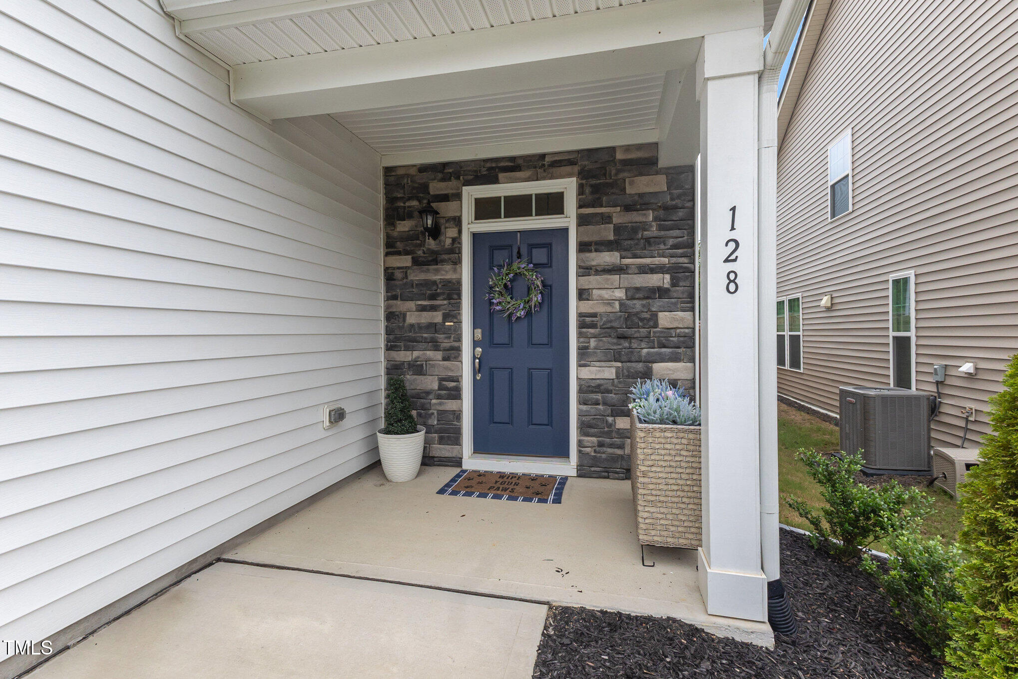 128 Begonia Street