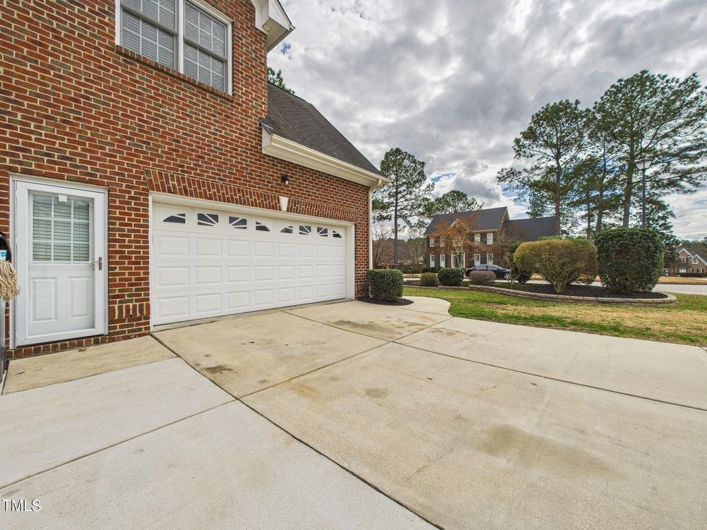 listing image 65