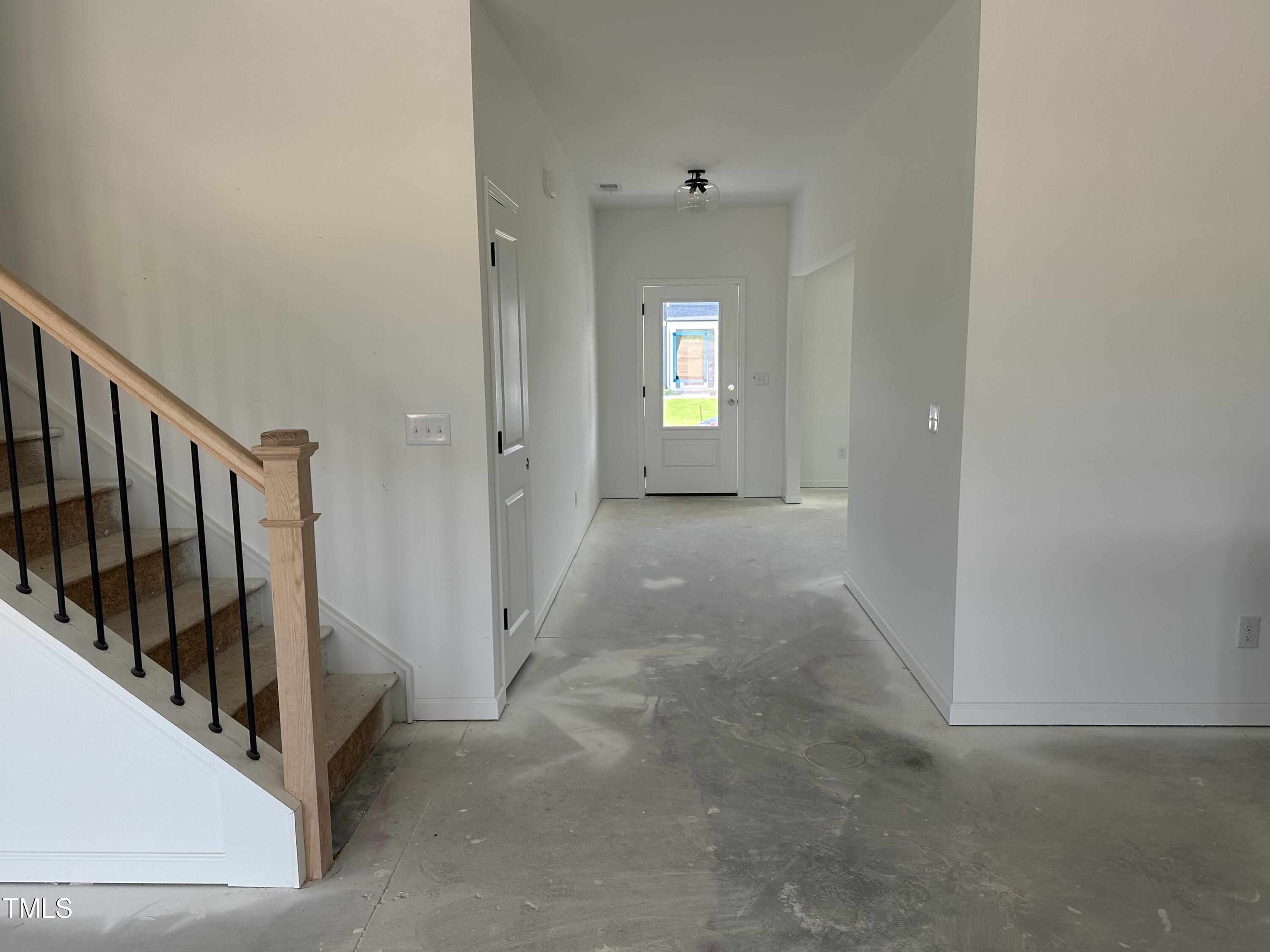 705 Compeer Way 31