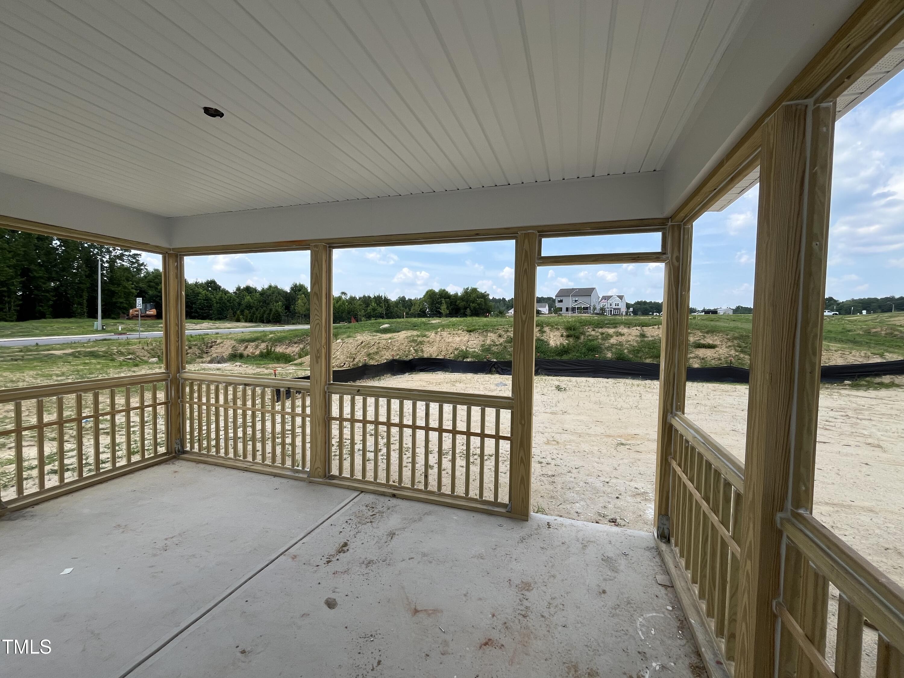 705 Compeer Way 31