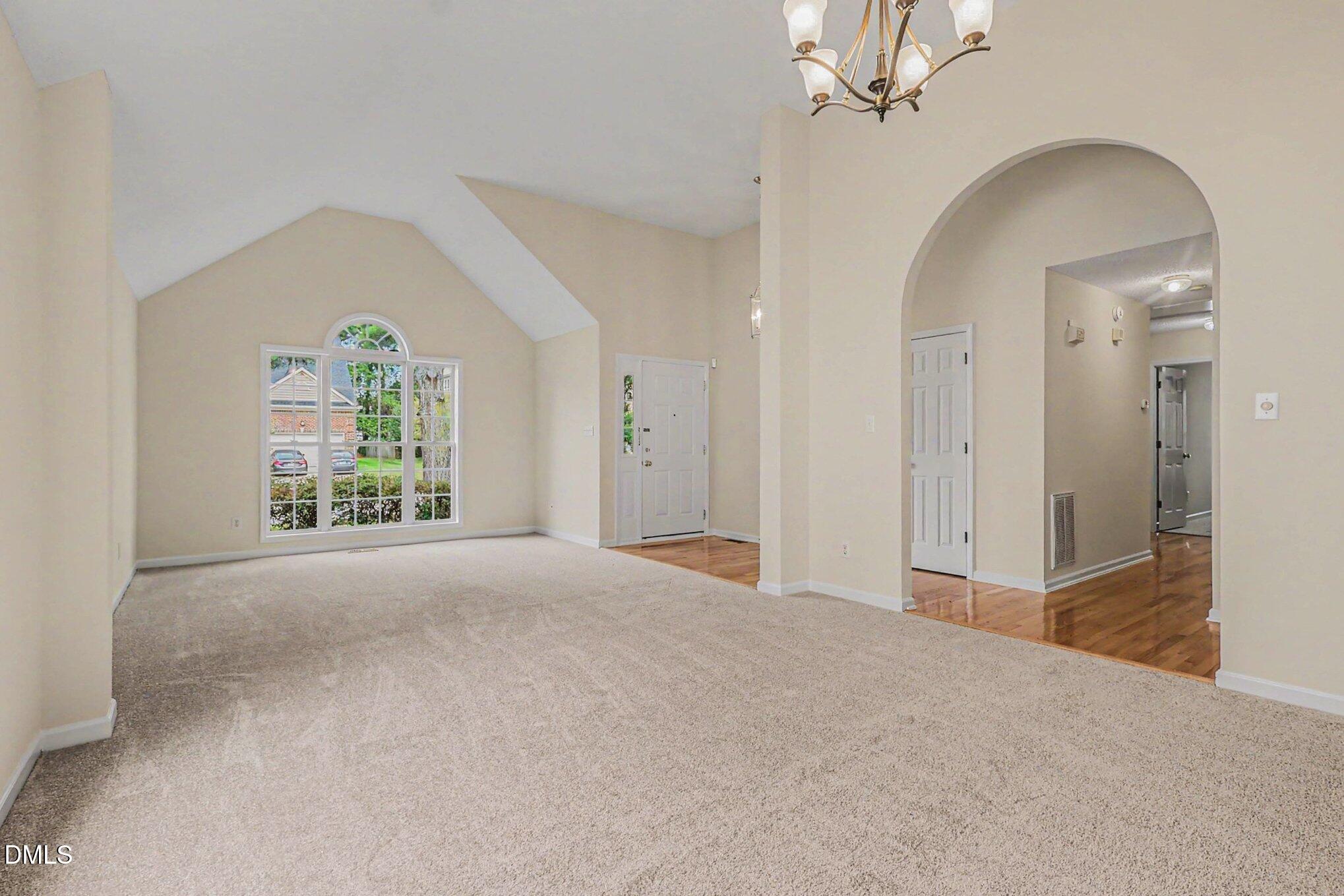 404 Ravenstone Drive