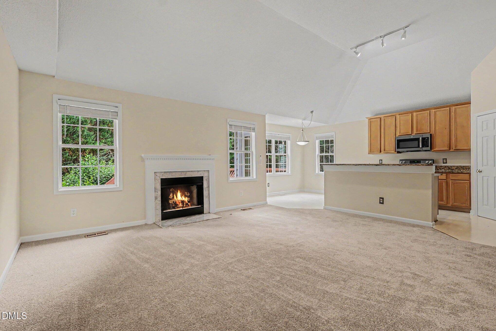 404 Ravenstone Drive