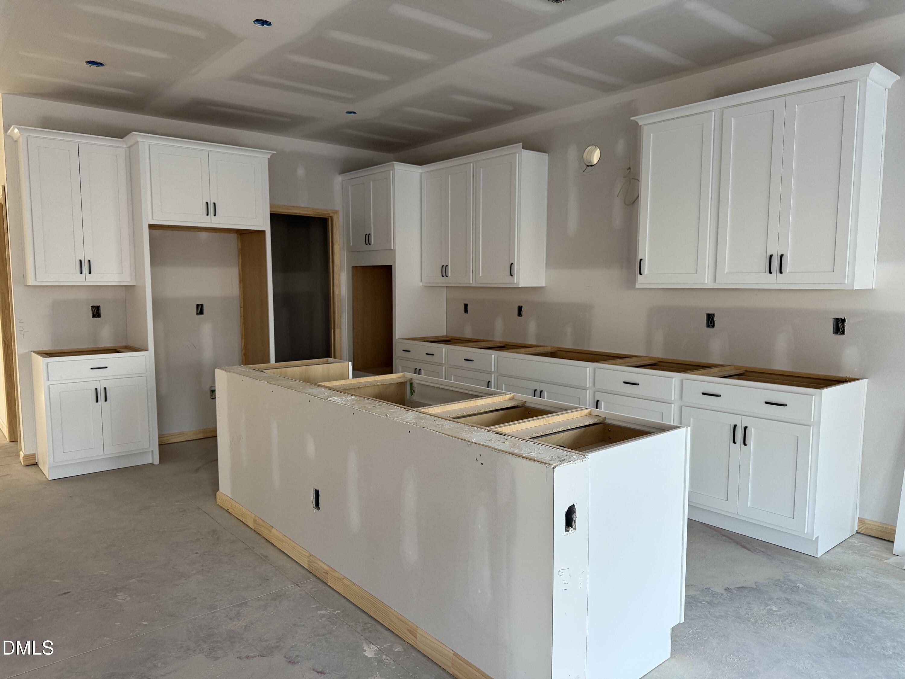 556 Contempo Drive 22