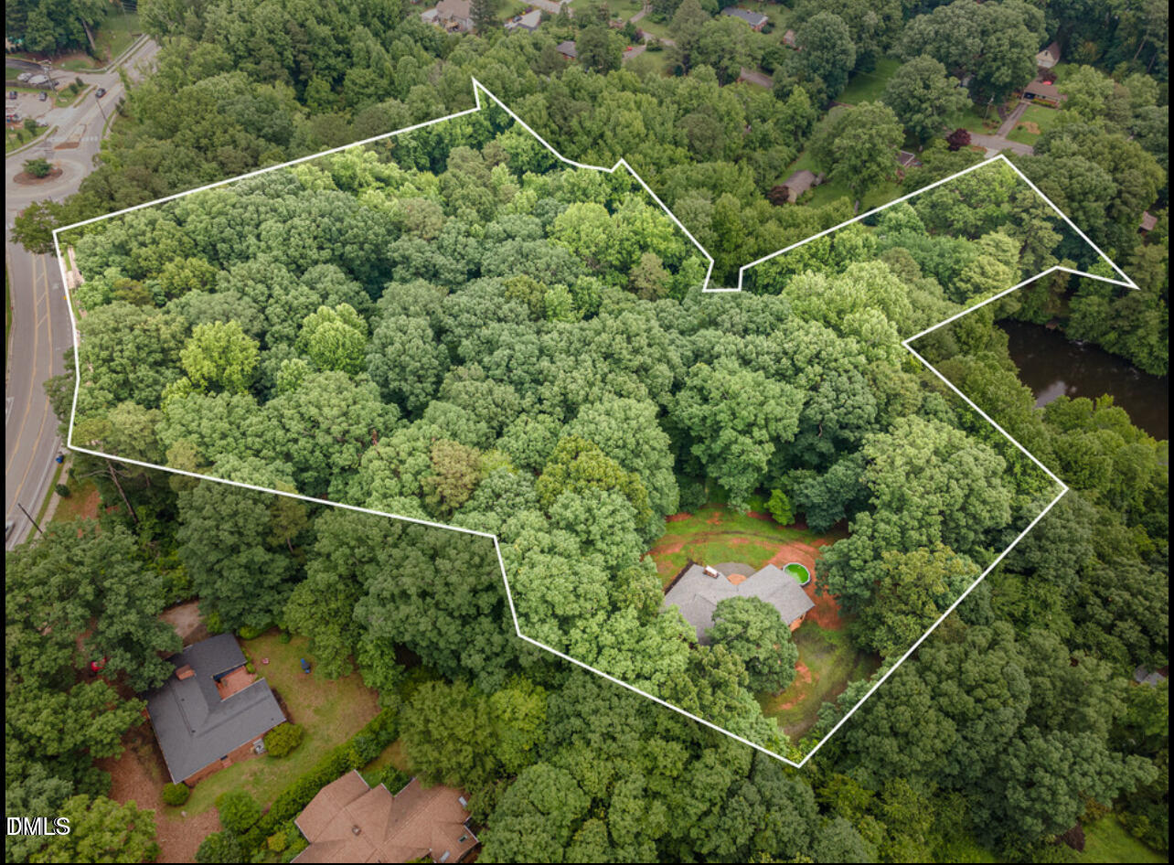 517 Buck Jones Road
