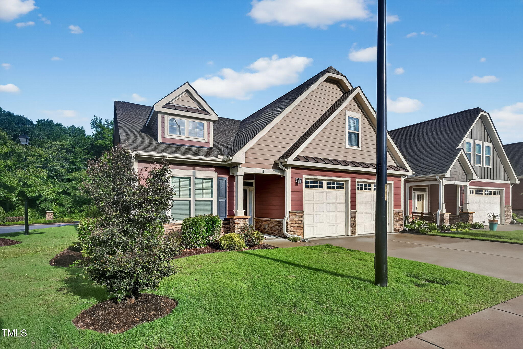 11 Powderhorn Point