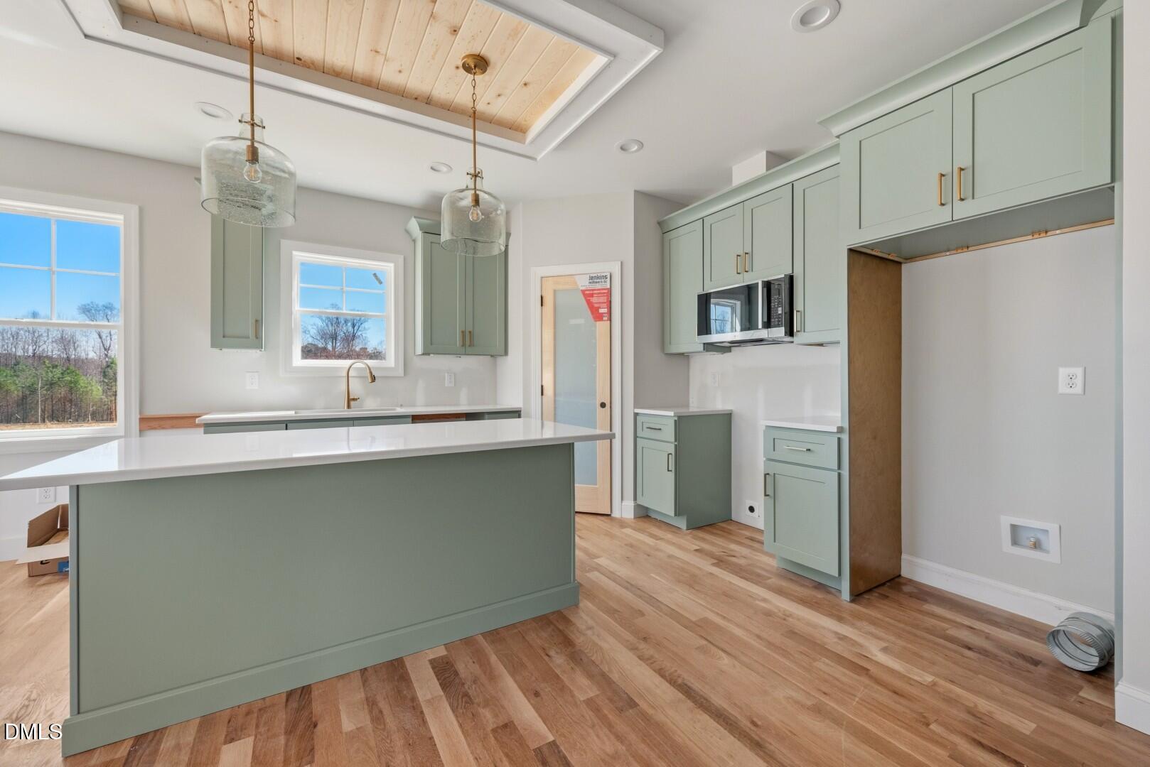 2321 Peachtree Hills Road