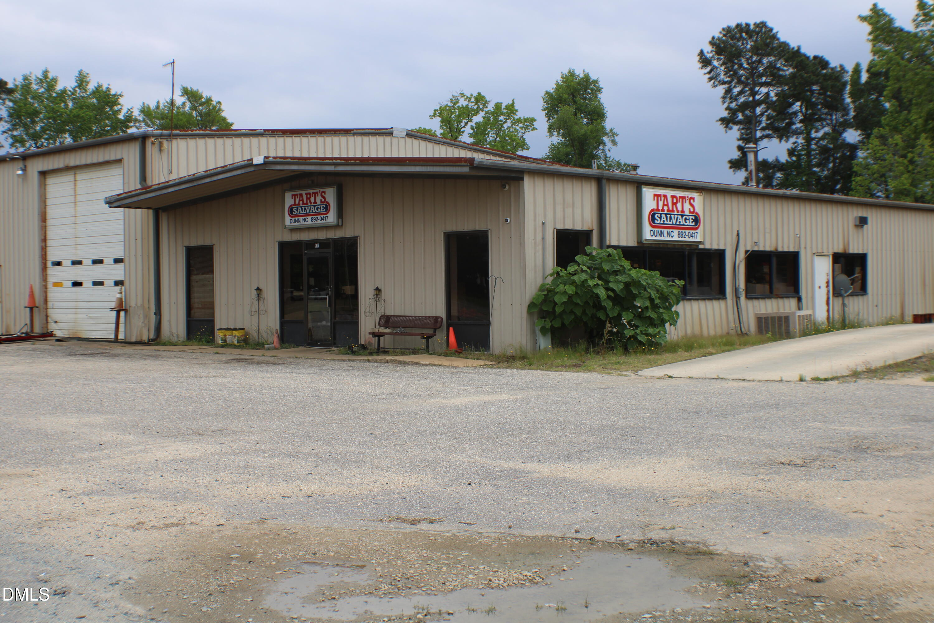 990 George Perry Lee Road