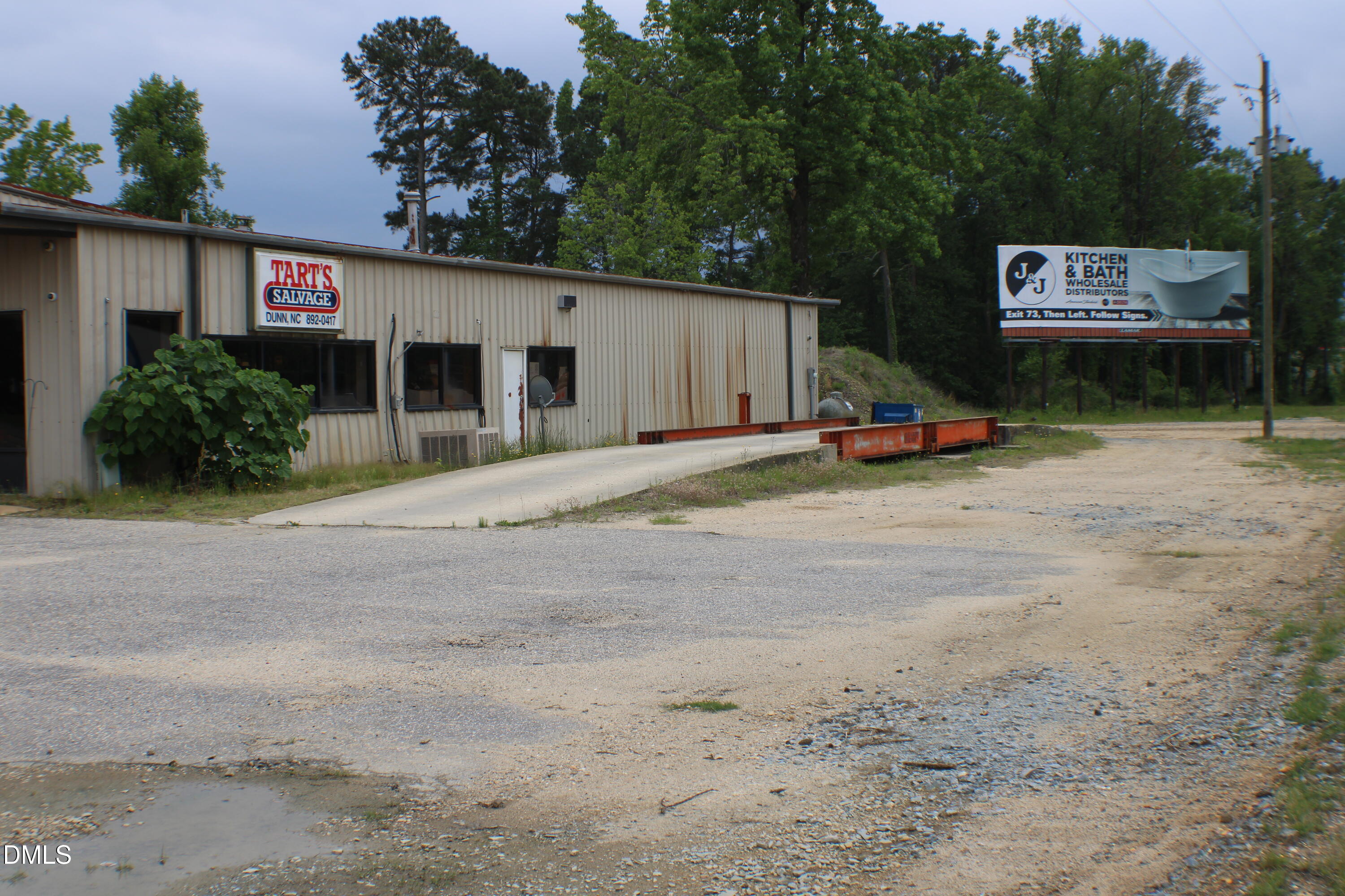 990 George Perry Lee Road