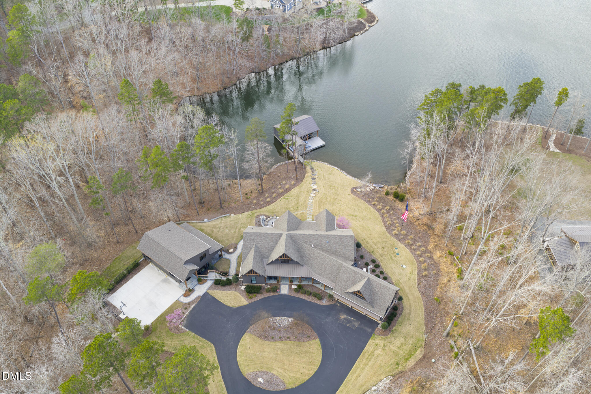 935 Estate Road