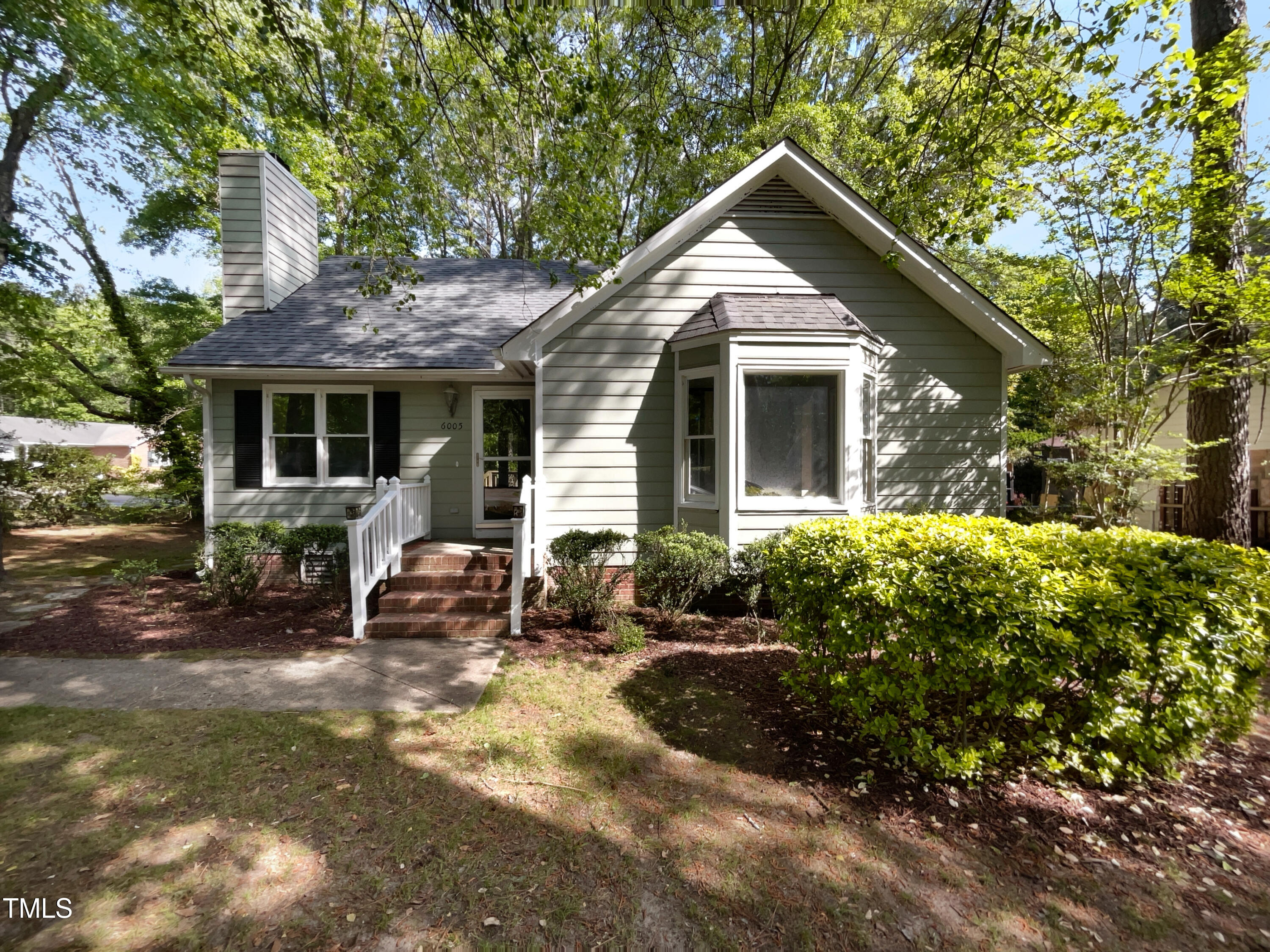 Listing image 3