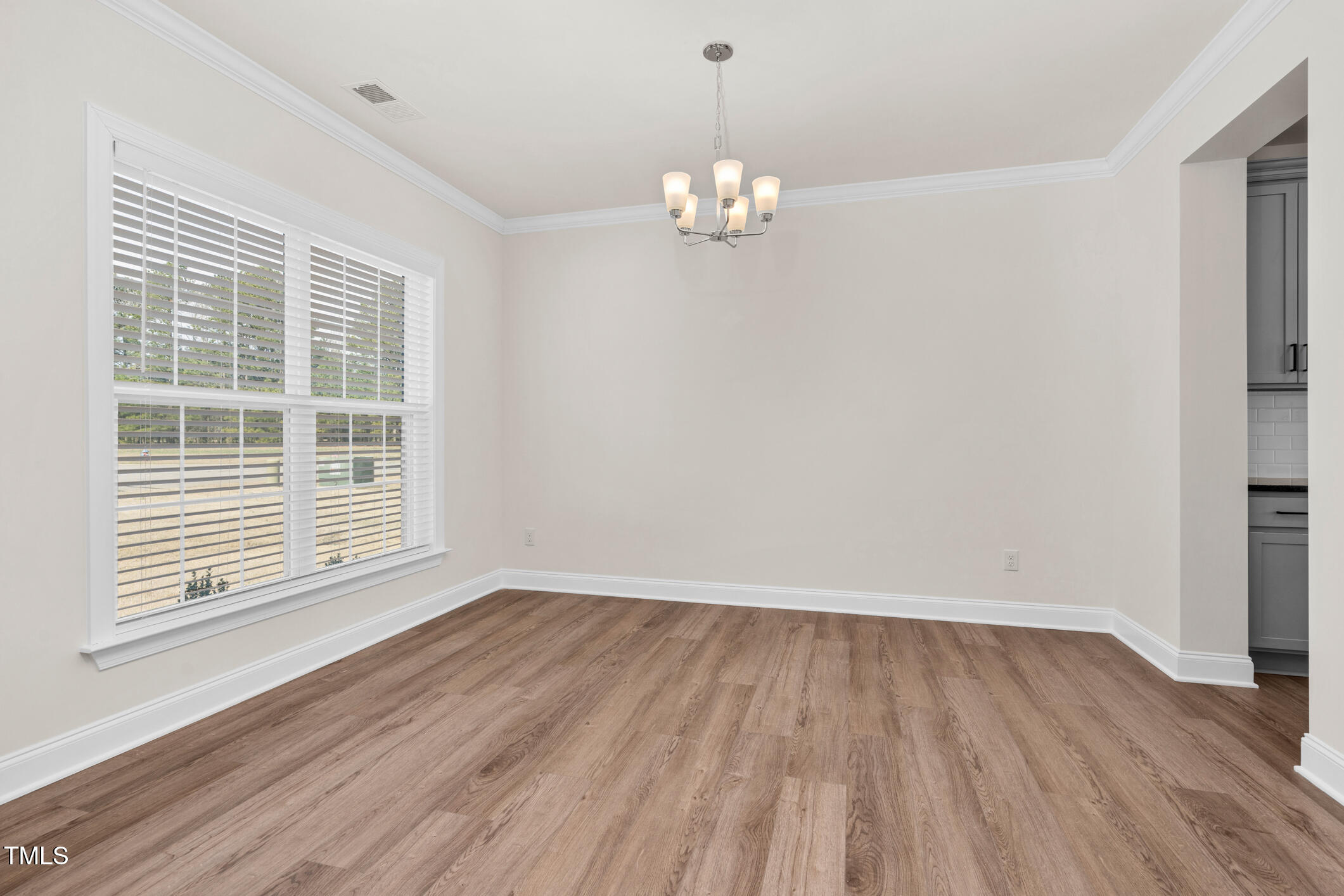 75 Eltham