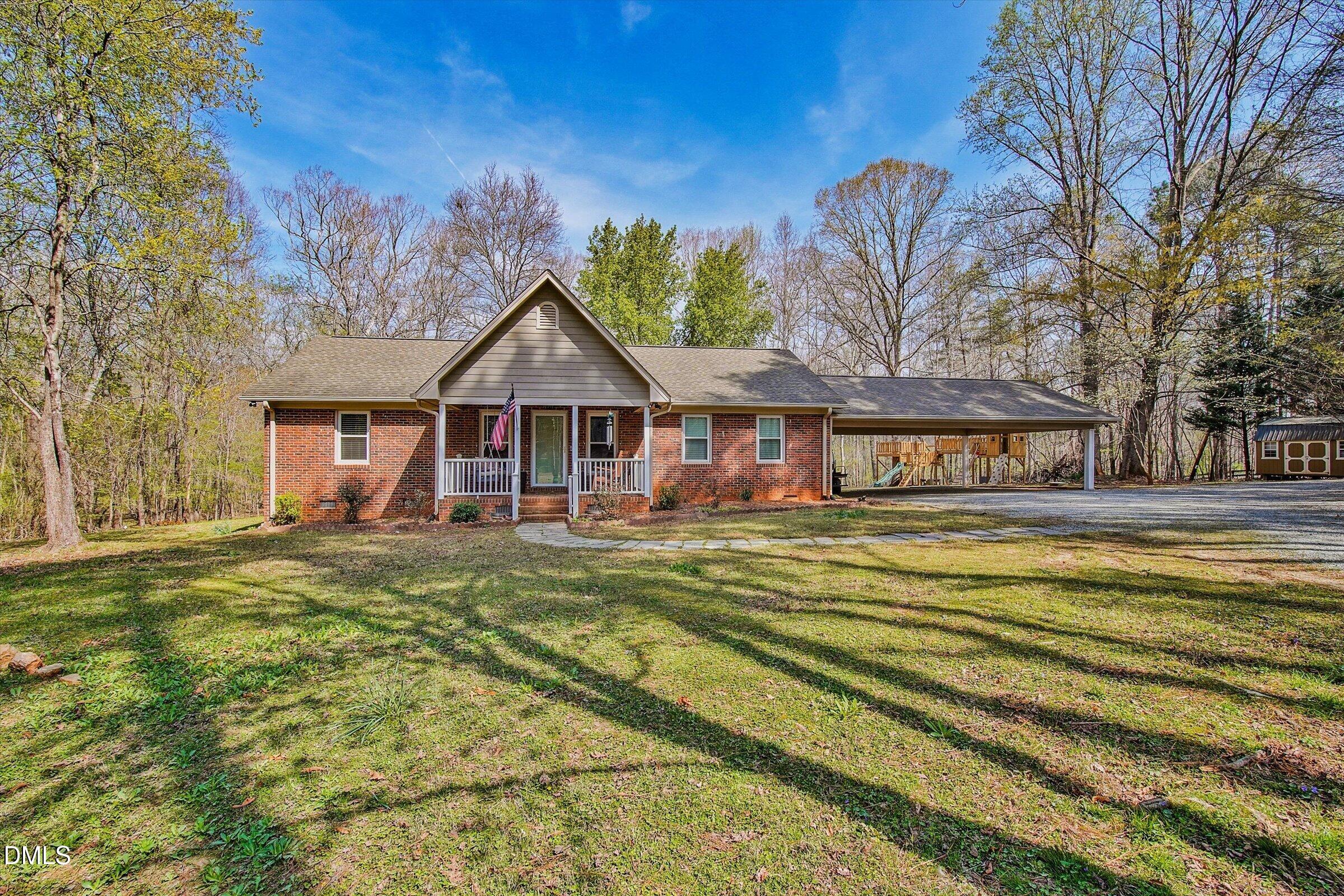 2547 Comanche Trail