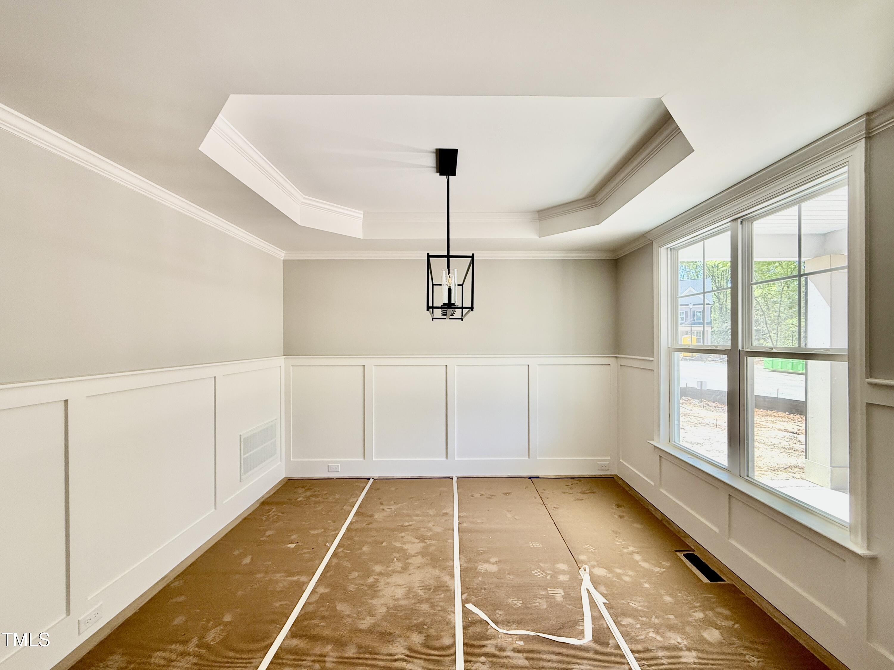 2613 Silver Gate Court