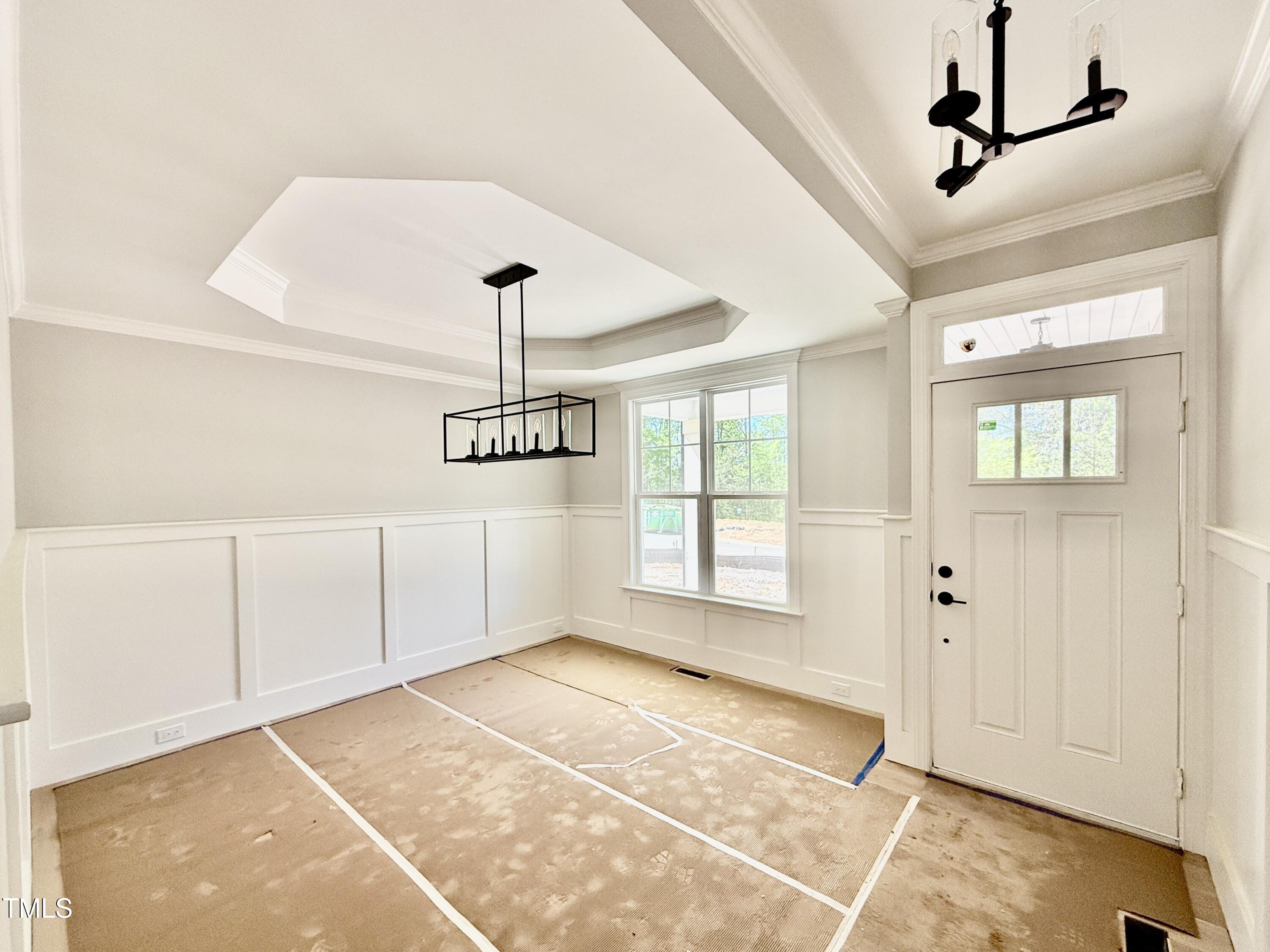 2613 Silver Gate Court
