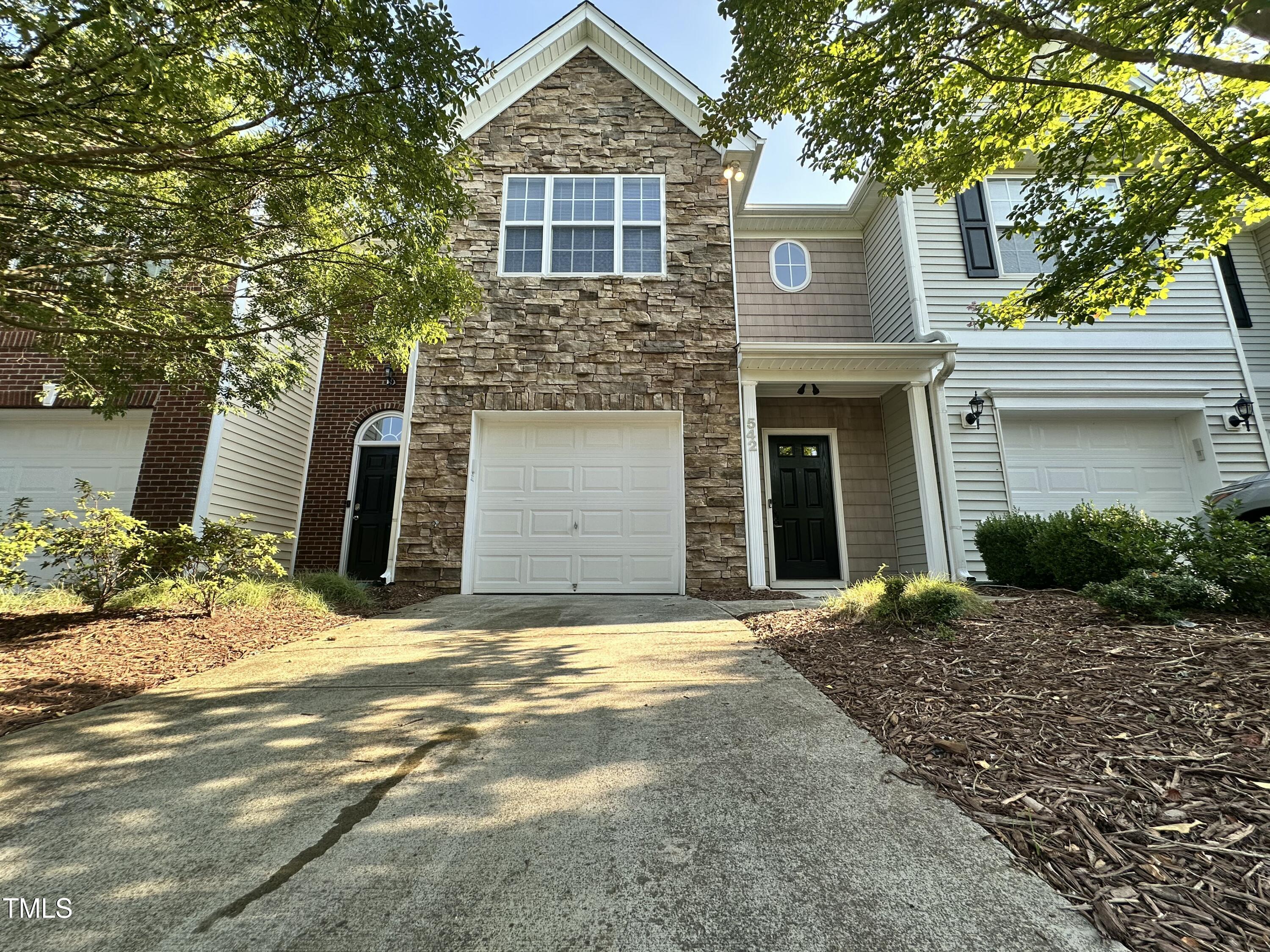 542 Writers Way