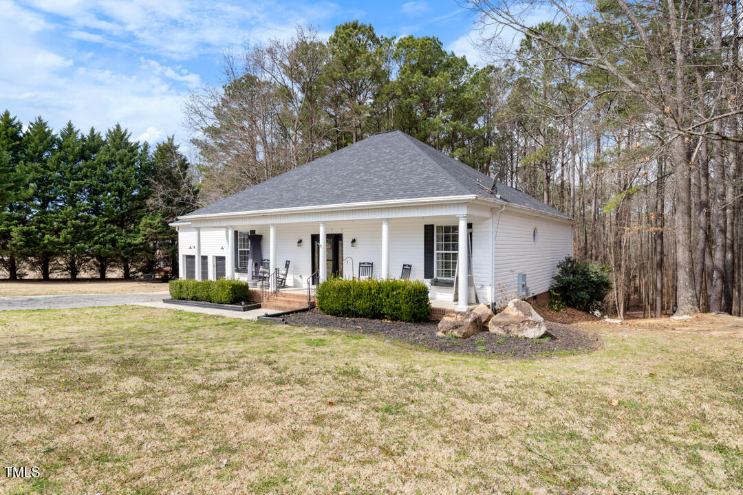 208 Hunting Lodge Road