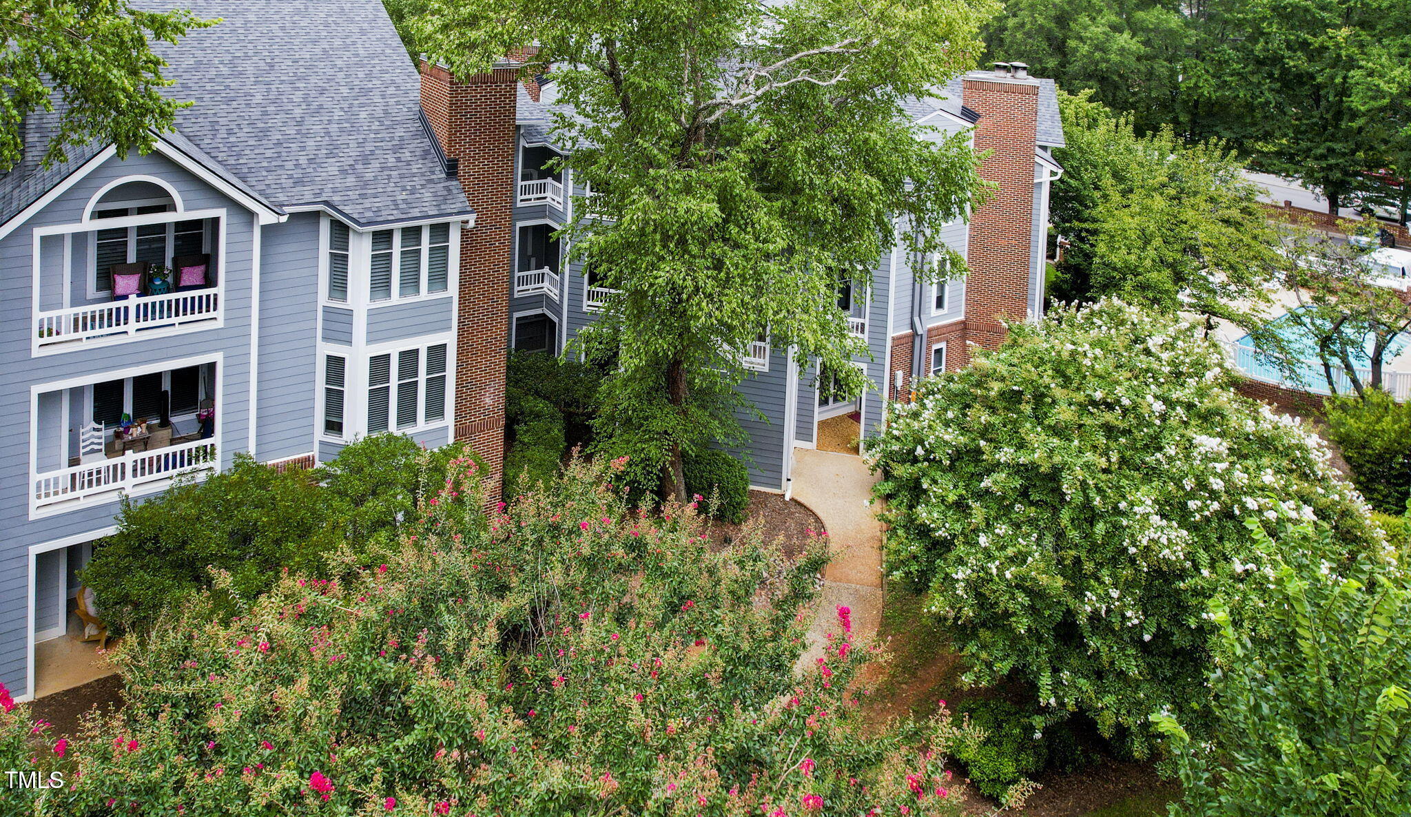 1071 Wirewood Drive 301