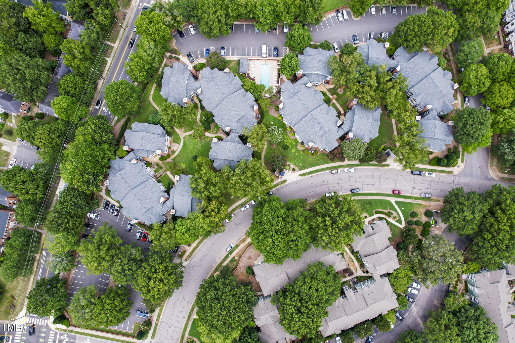 Raleigh, North Carolina 27605, United States, 2 Bedrooms Bedrooms, ,2 BathroomsBathrooms,Residential,Active,197332