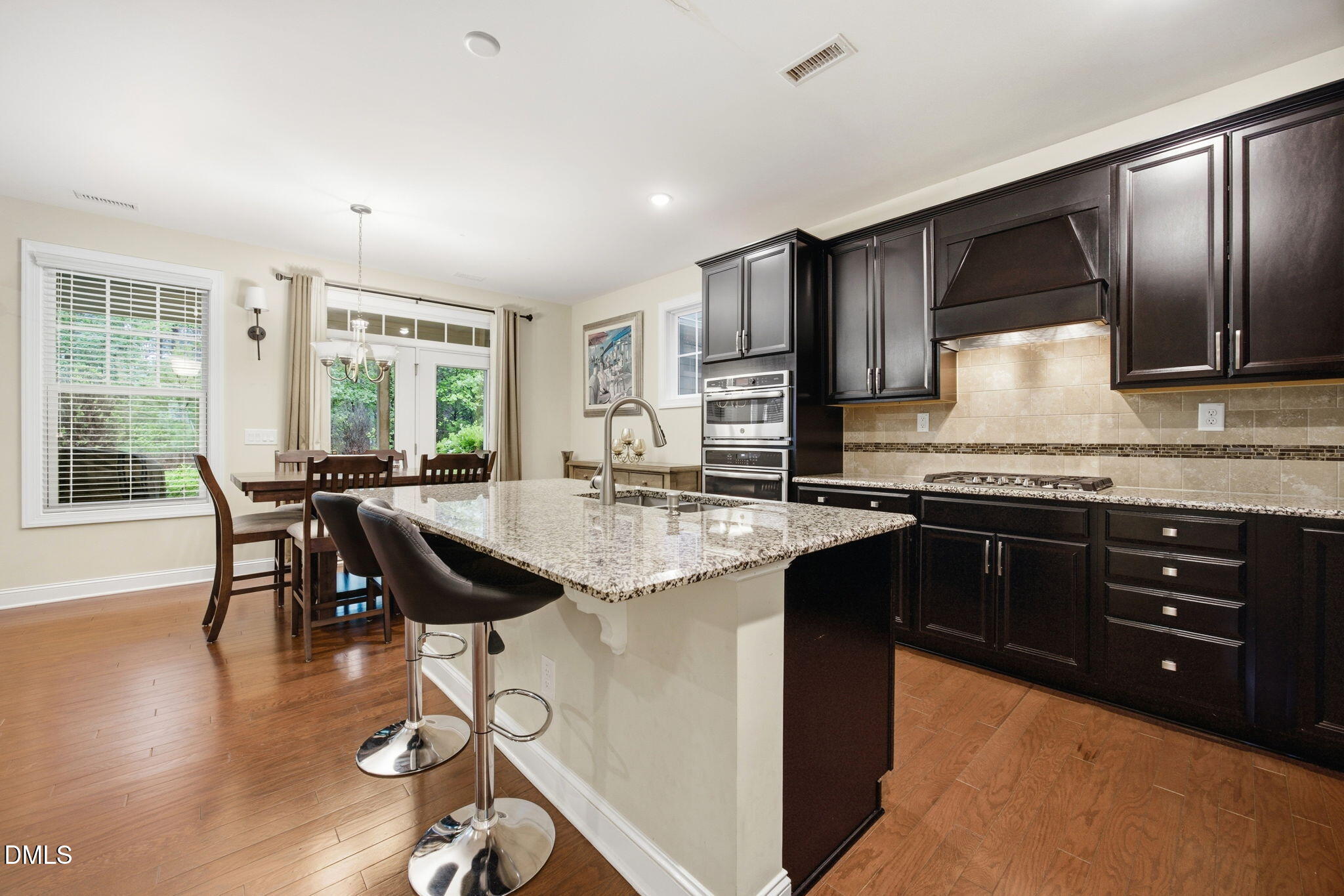 412 Hopwood Way