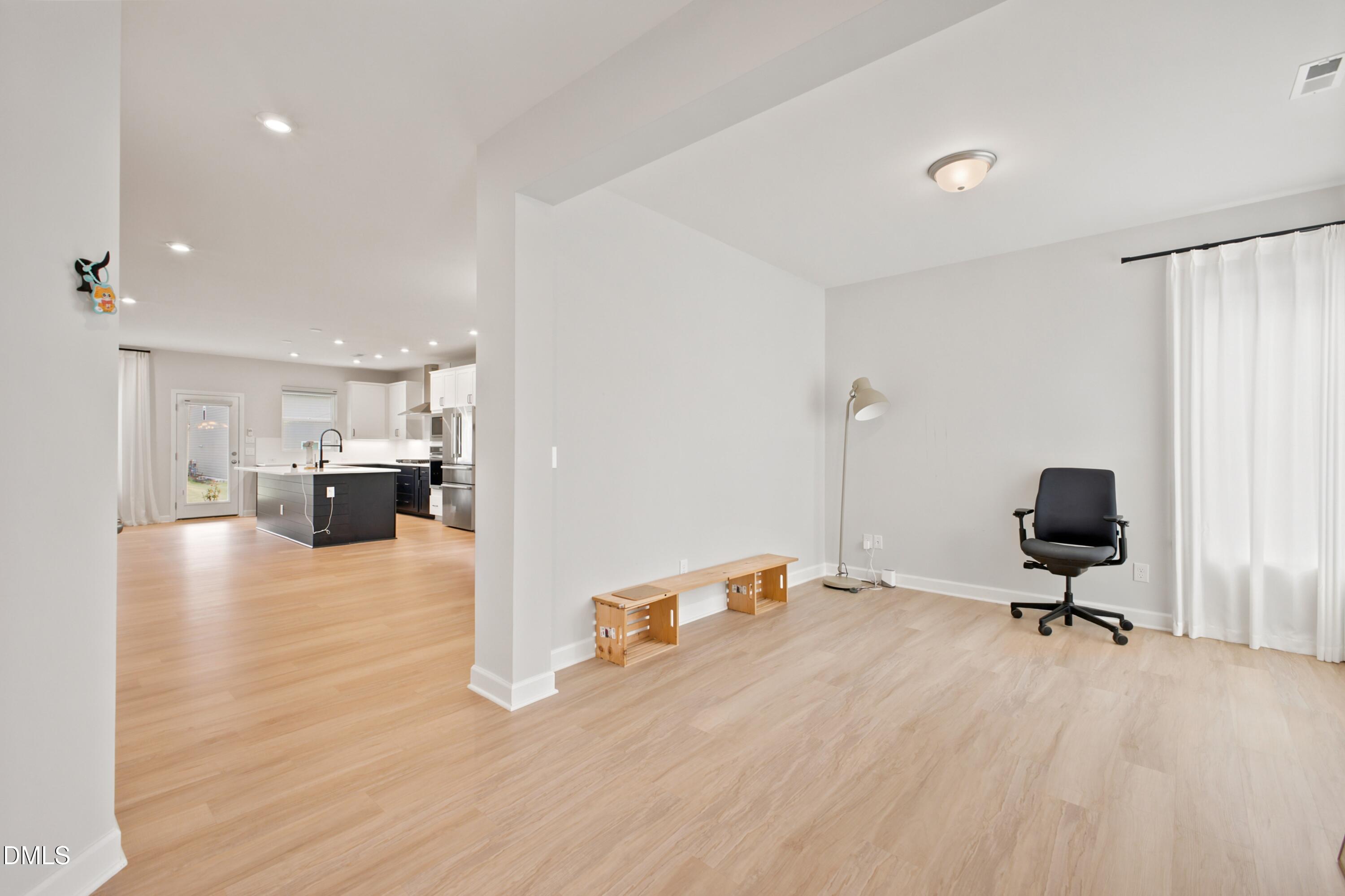 2527 Verdial Hill