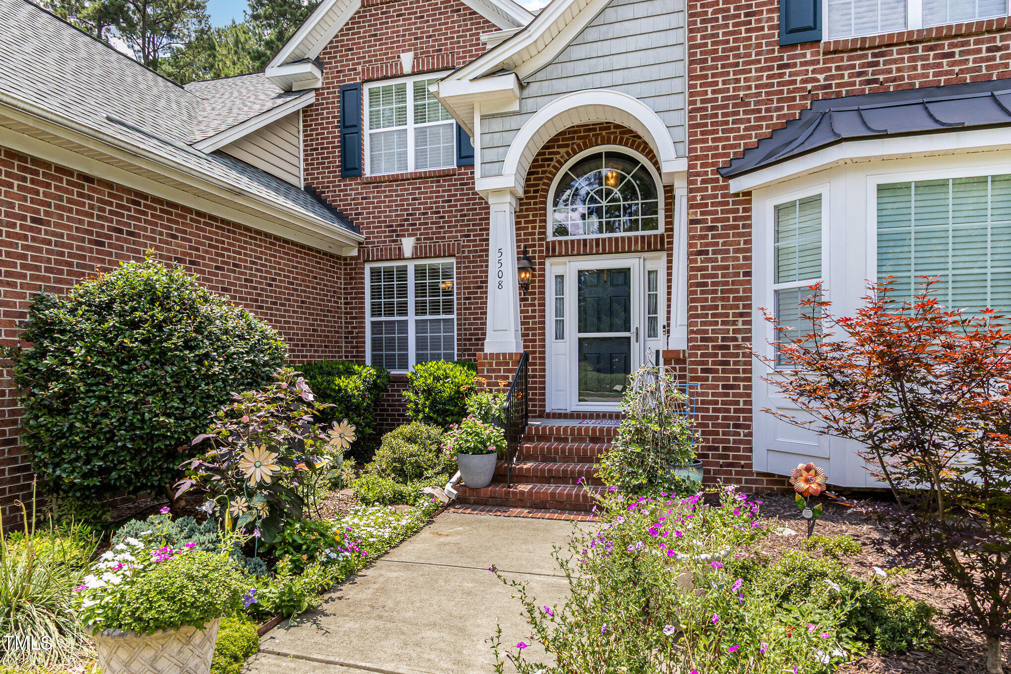 5508 Sutteridge Court