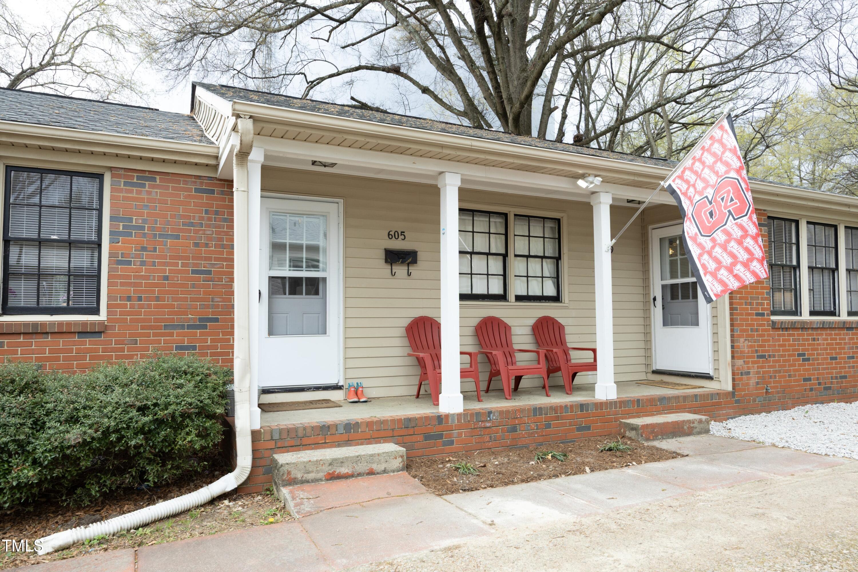 609 Tower Street