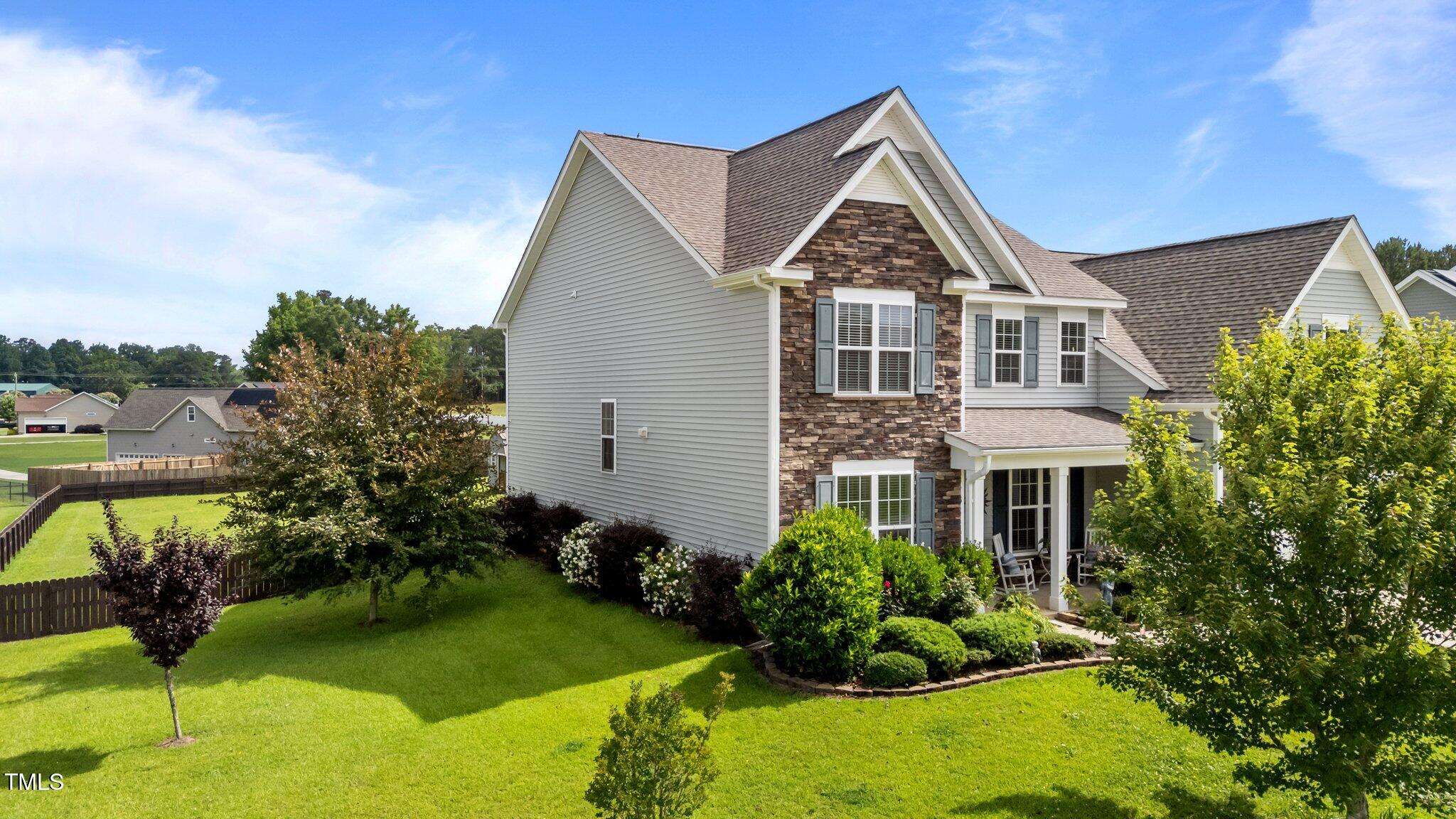 30 Sunbury Court
