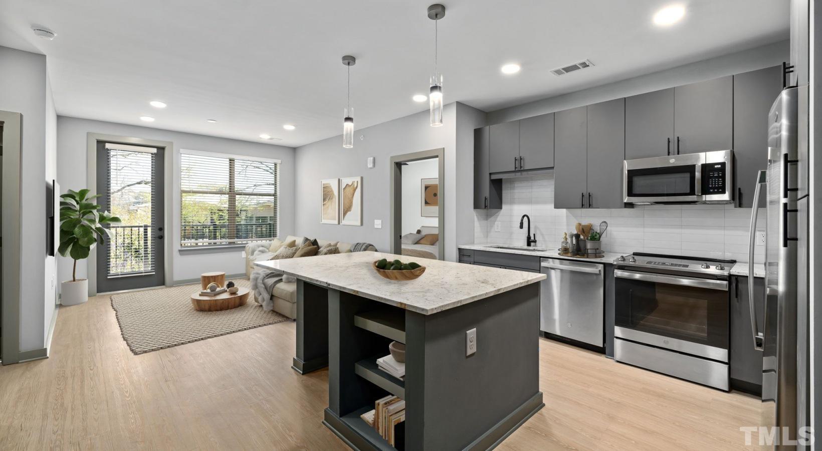 Raleigh, North Carolina 27608, United States, 2 Bedrooms Bedrooms, ,2 BathroomsBathrooms,Residential,Active,44344