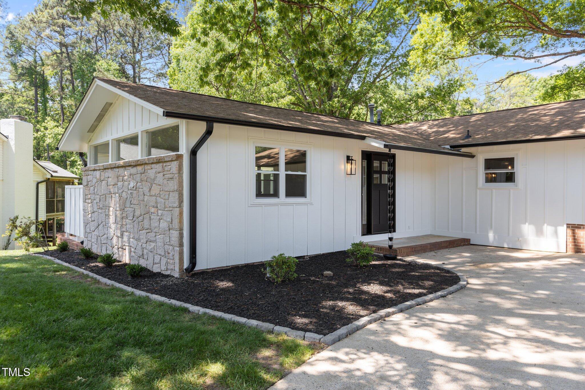 2505 Catalina Court
