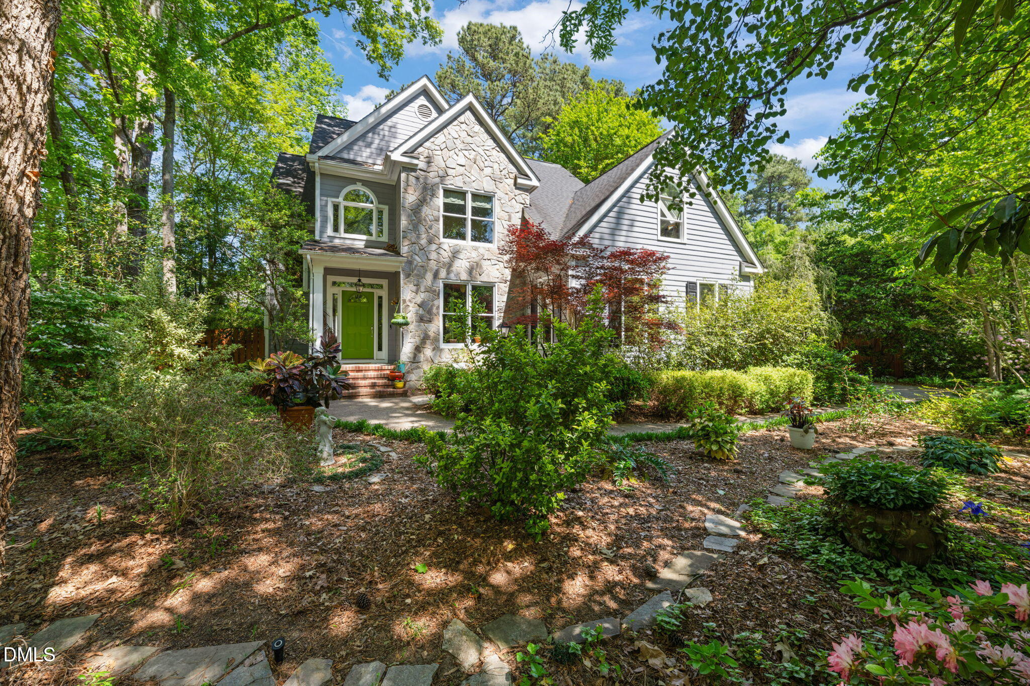 2112 Ridgefield Drive