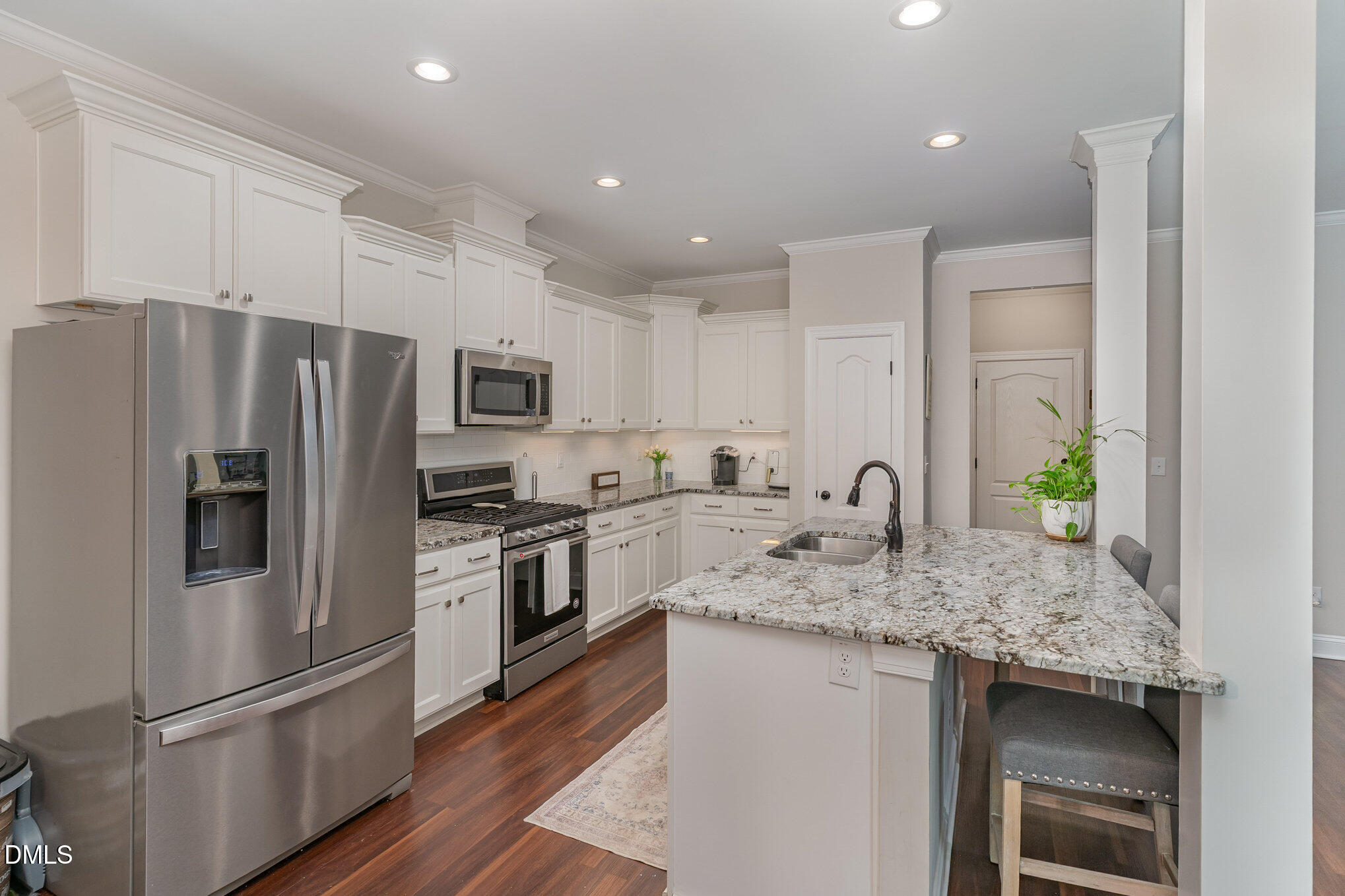 220 Kingfisher Way