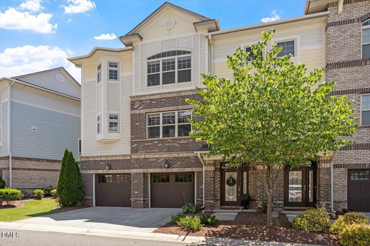 339 View Drive