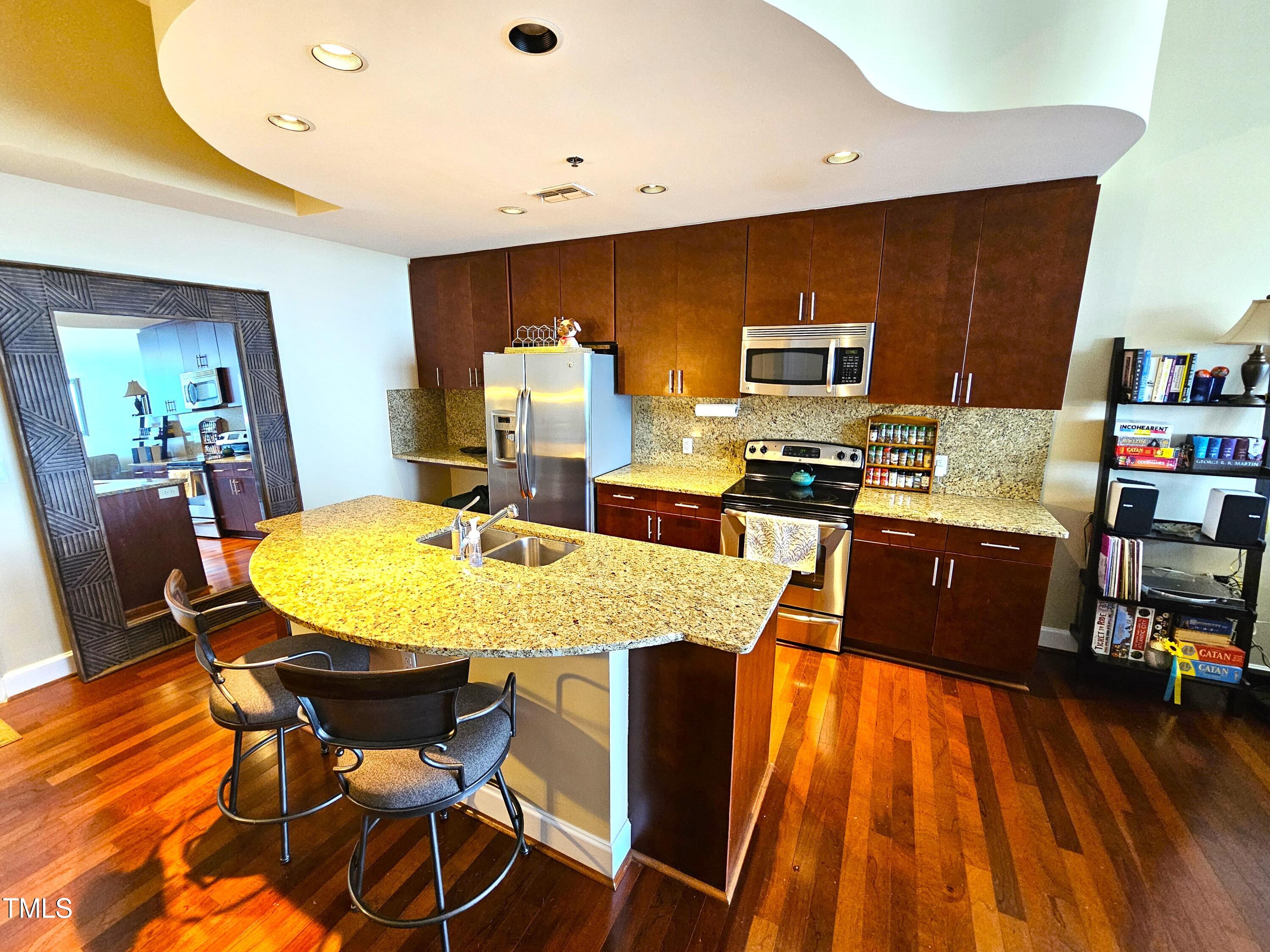 301 Fayetteville Street 3305