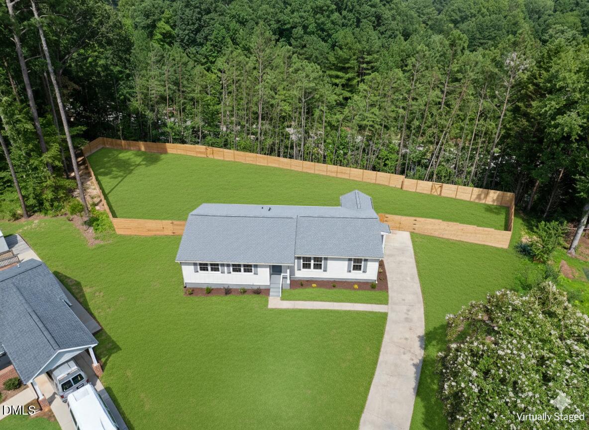 305 N Montreal Court