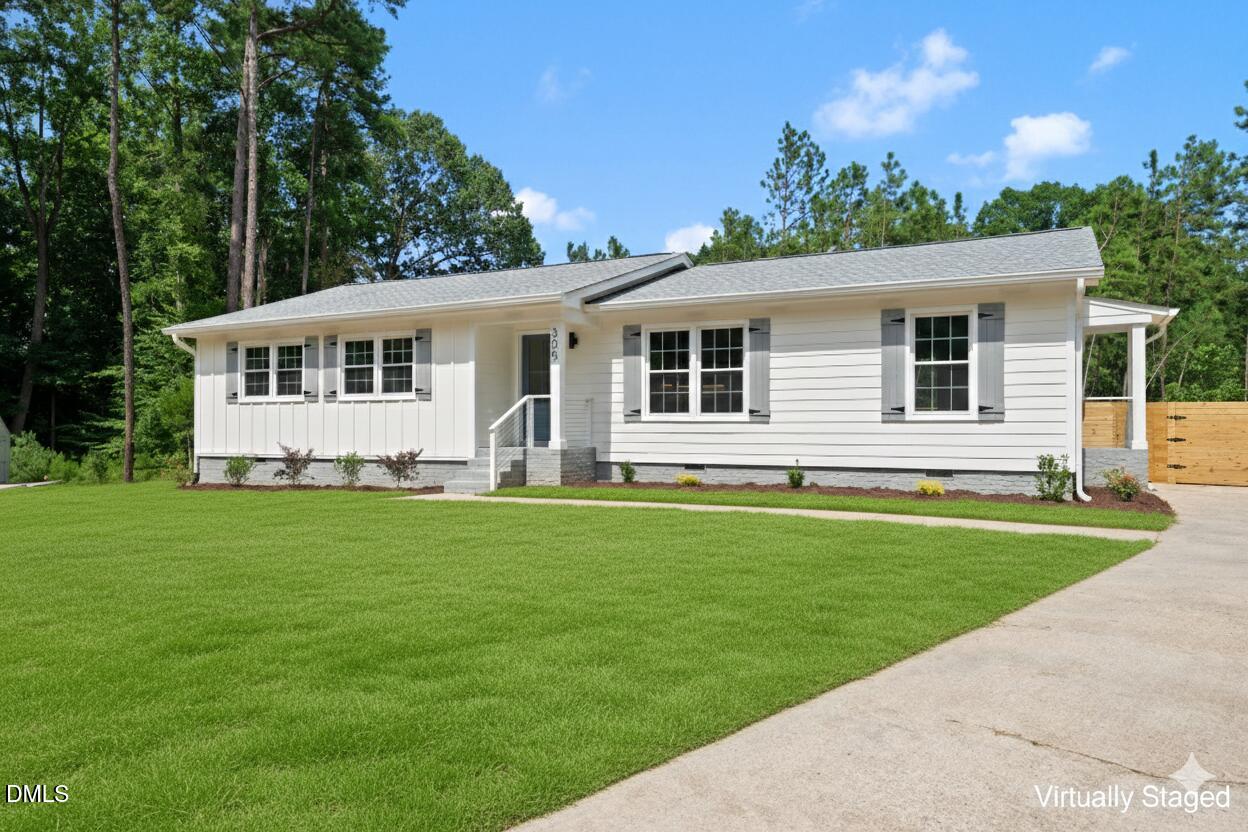 305 N Montreal Court