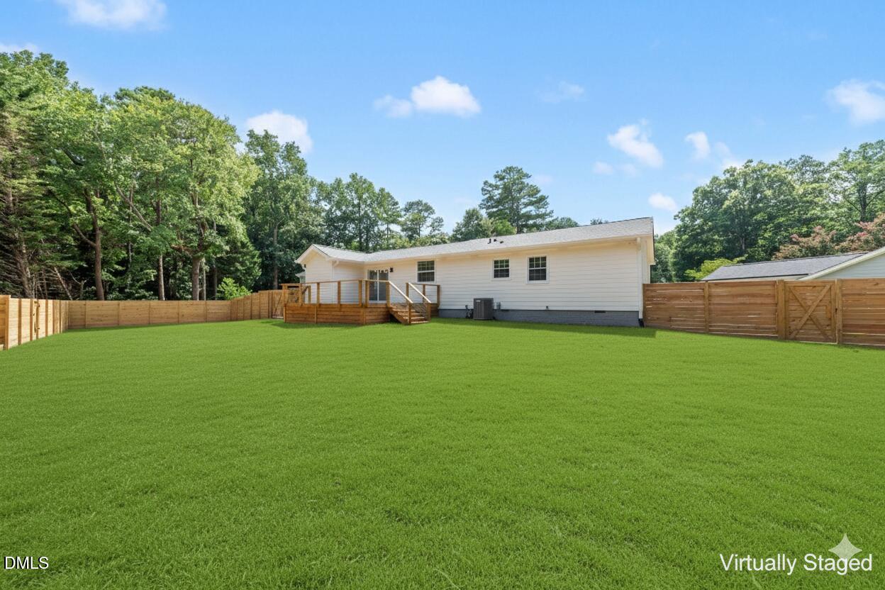 305 N Montreal Court