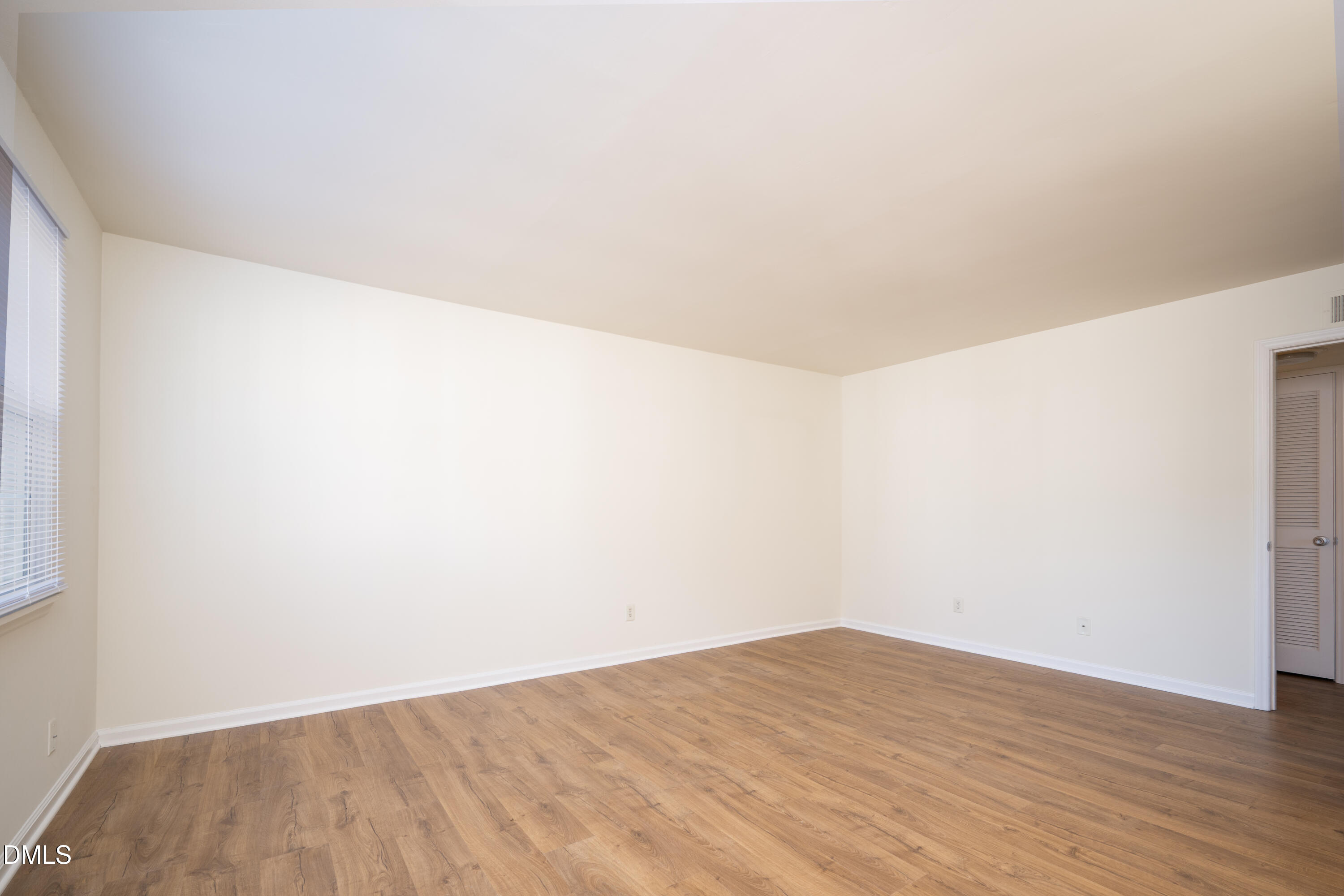 1002 Willow Drive 16