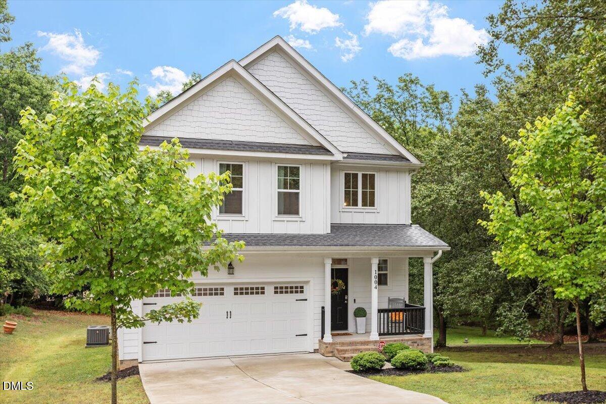 1004 Woodhall Lane