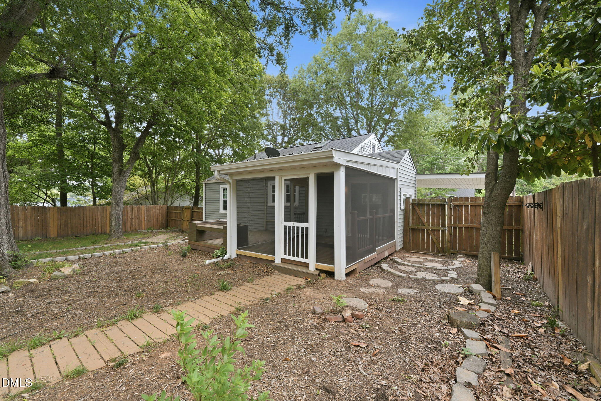 1627 Melody Lane