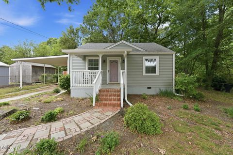 Photo of 1627 Melody Lane, Burlington, NC 27215 (MLS # 10166638)
