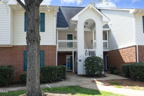 521 Renshaw Court Cary NC 27518