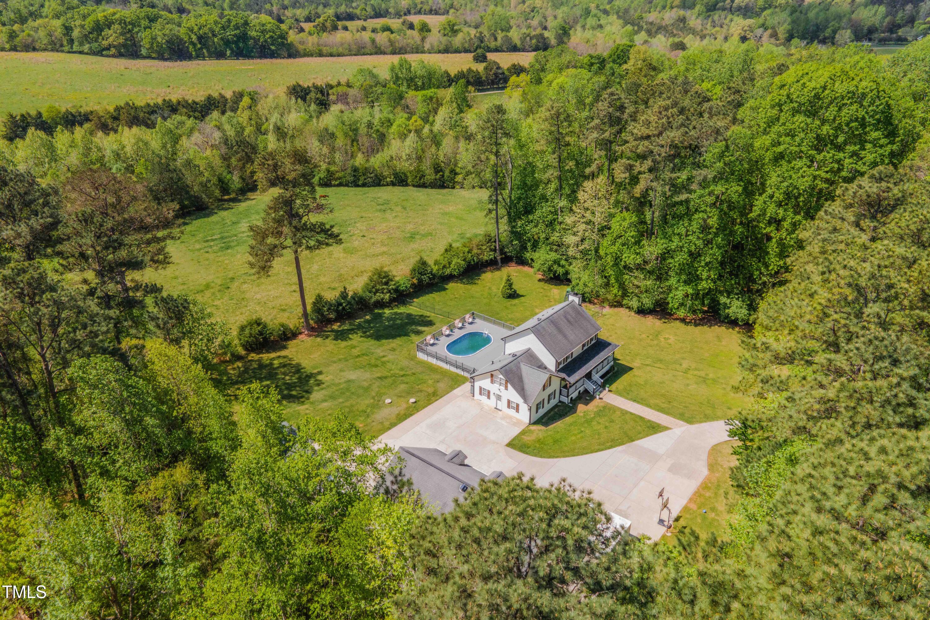 3010 Blueberry Lane
