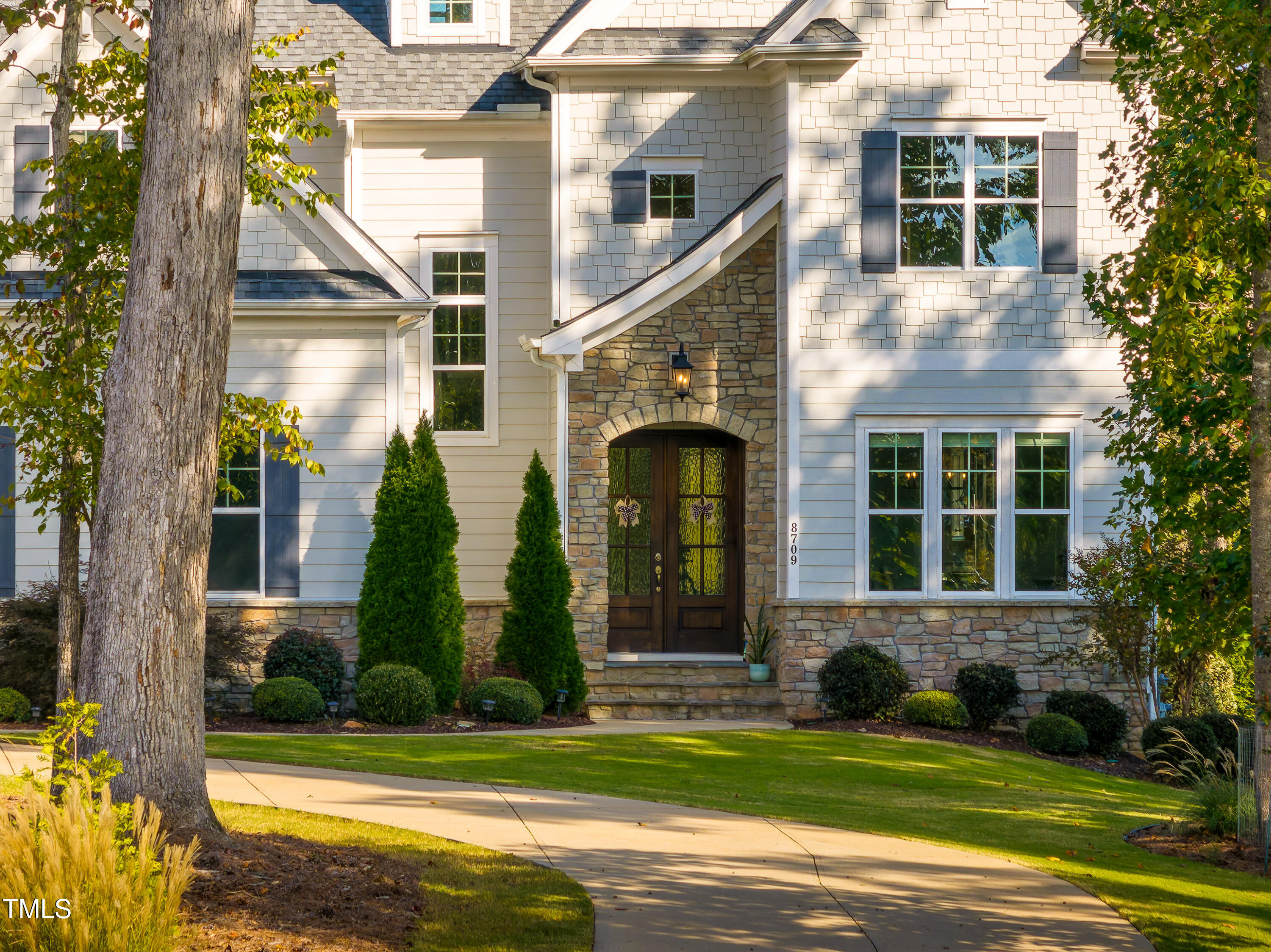 8709 Kimalden Court
