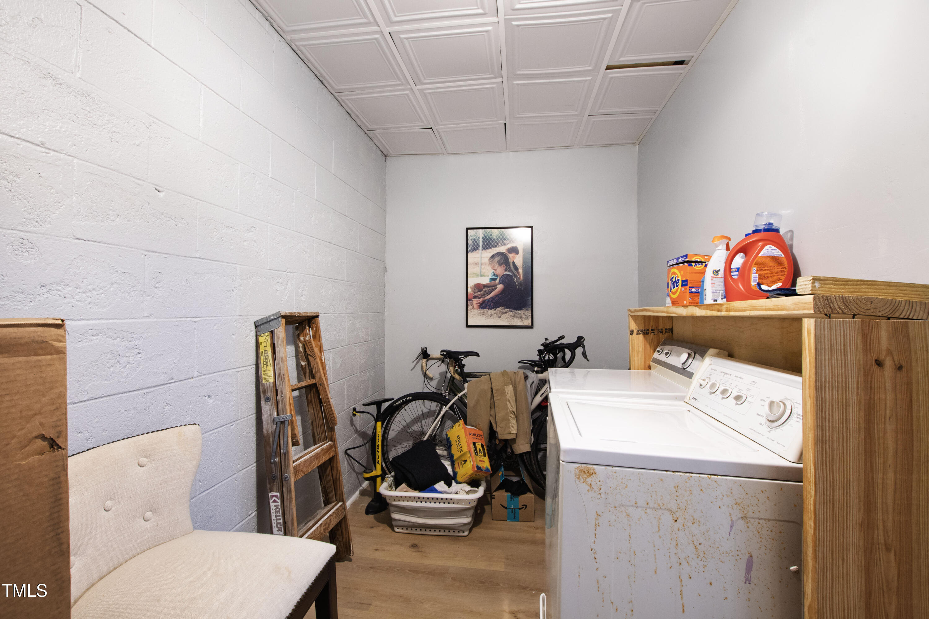 Raleigh, North Carolina 27612, United States, 3 Bedrooms Bedrooms, ,3 BathroomsBathrooms,Residential,Active,758