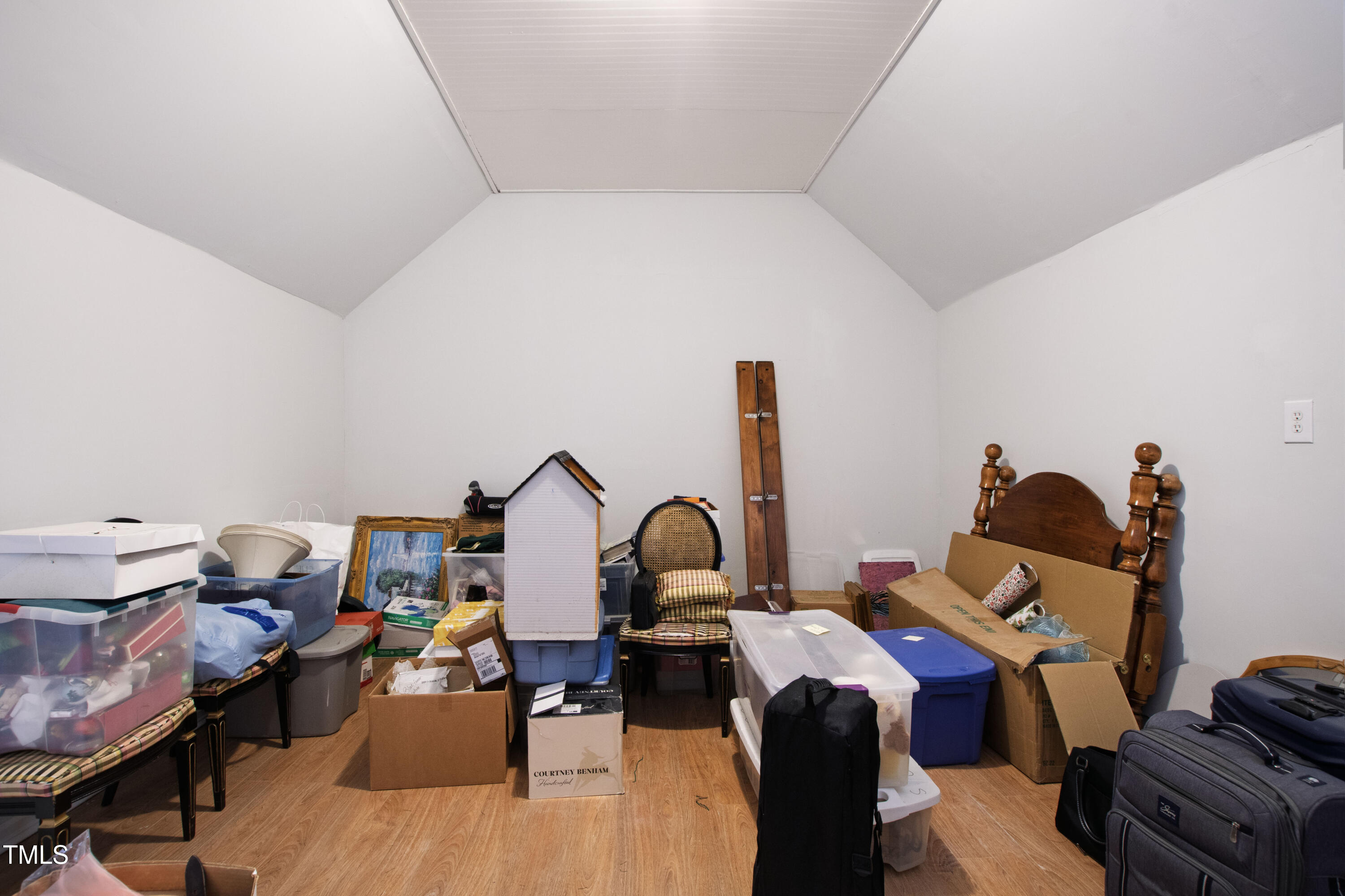 Raleigh, North Carolina 27612, United States, 3 Bedrooms Bedrooms, ,3 BathroomsBathrooms,Residential,Active,758