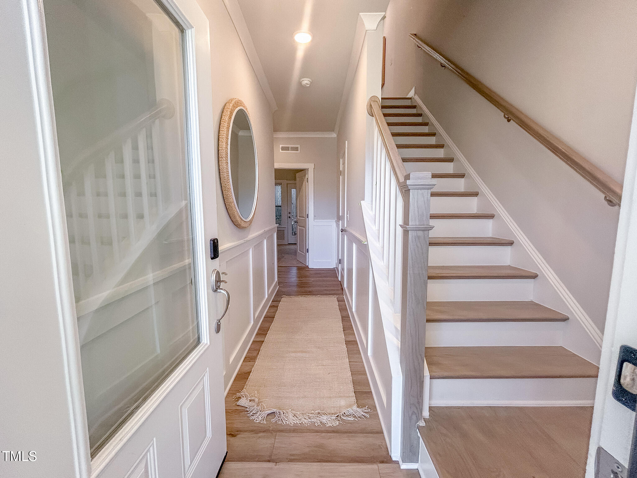 205 Pond Vw Court 2